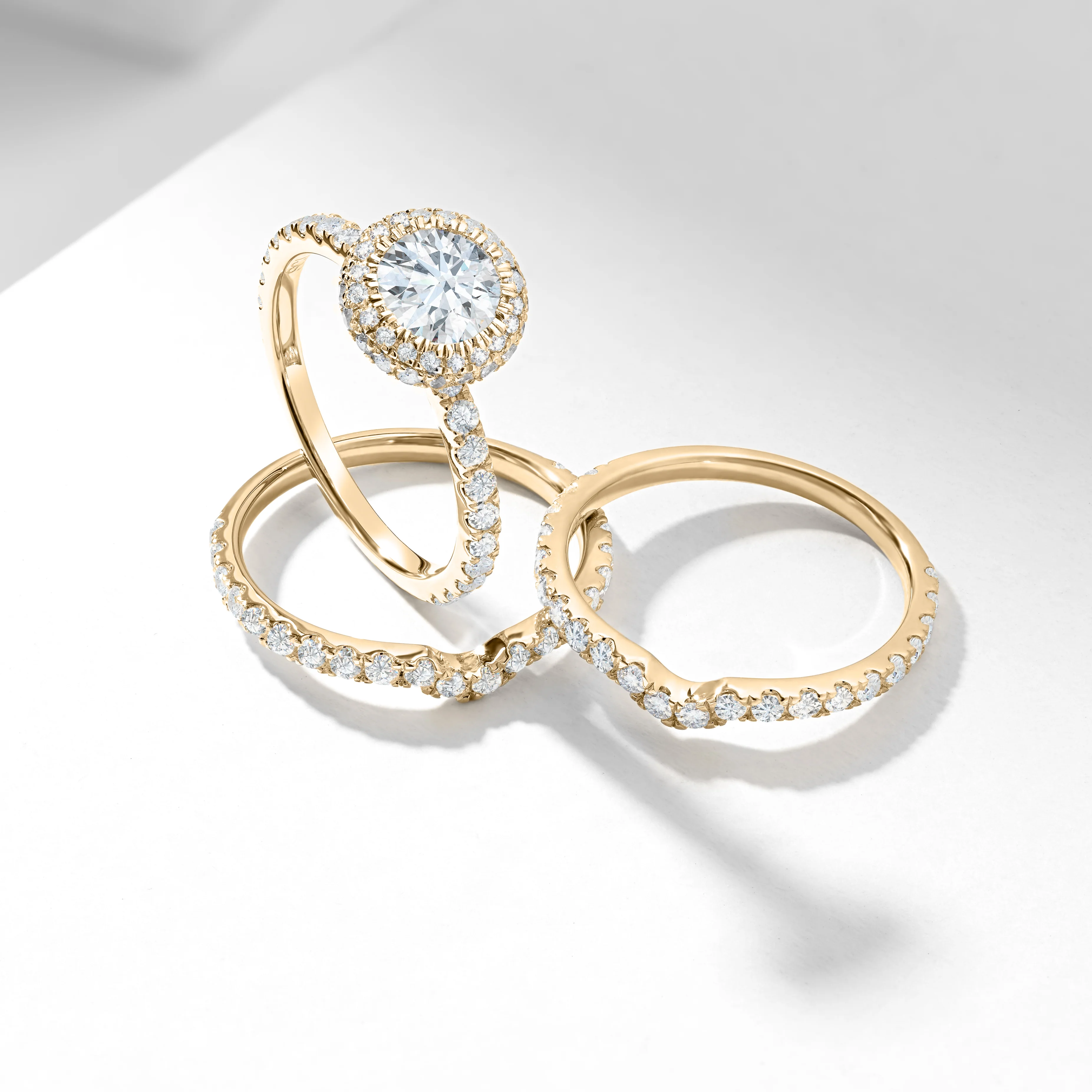 1.0ct Round Brilliant Lab Diamond With Halo And Fine Claw Set Shoulders Bridal Set 2.35tdw - Image 4