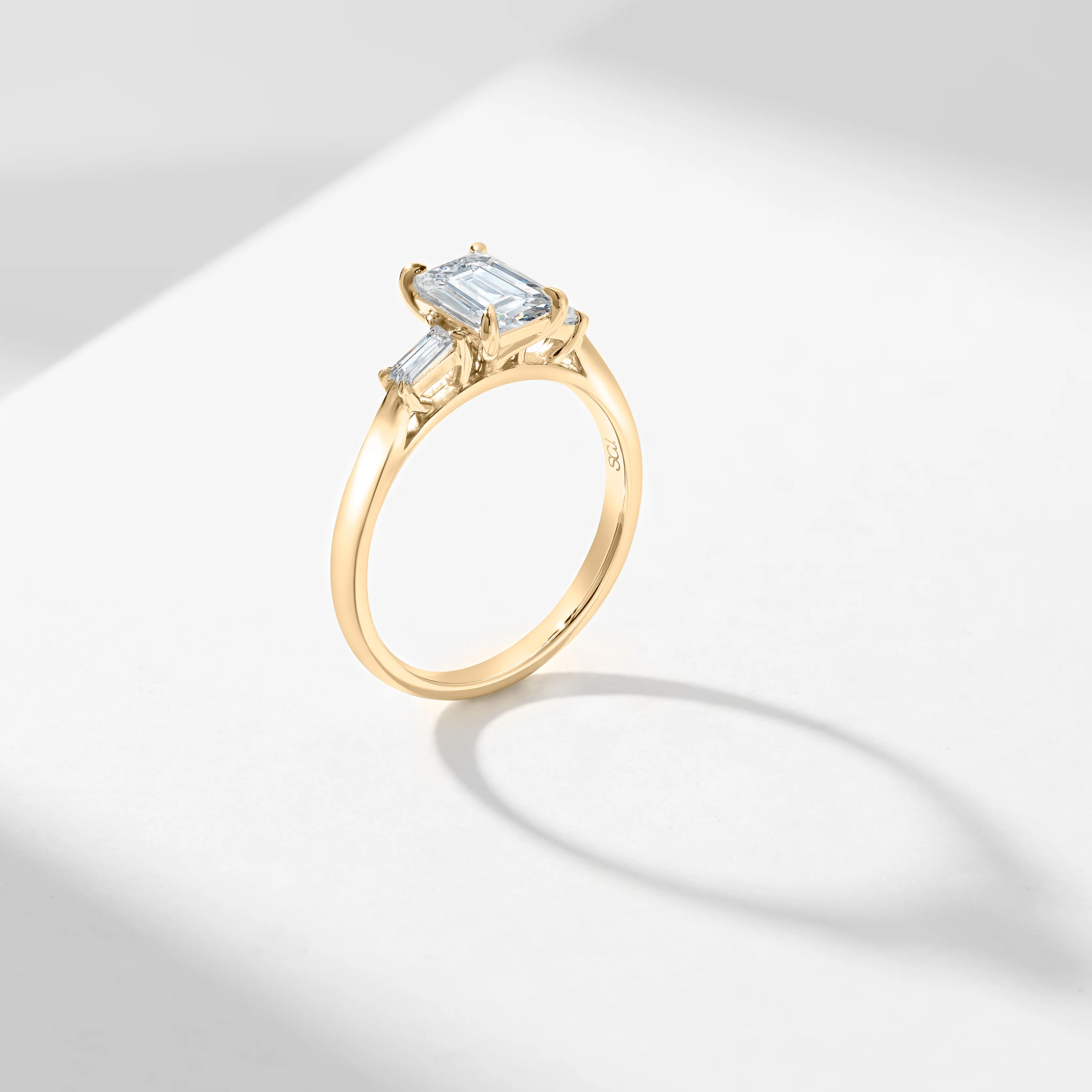 1.5ct Emerald Cut Diamond With Tapered Baguette Shoulders Trilogy Ring 1.62tdw - Image 2