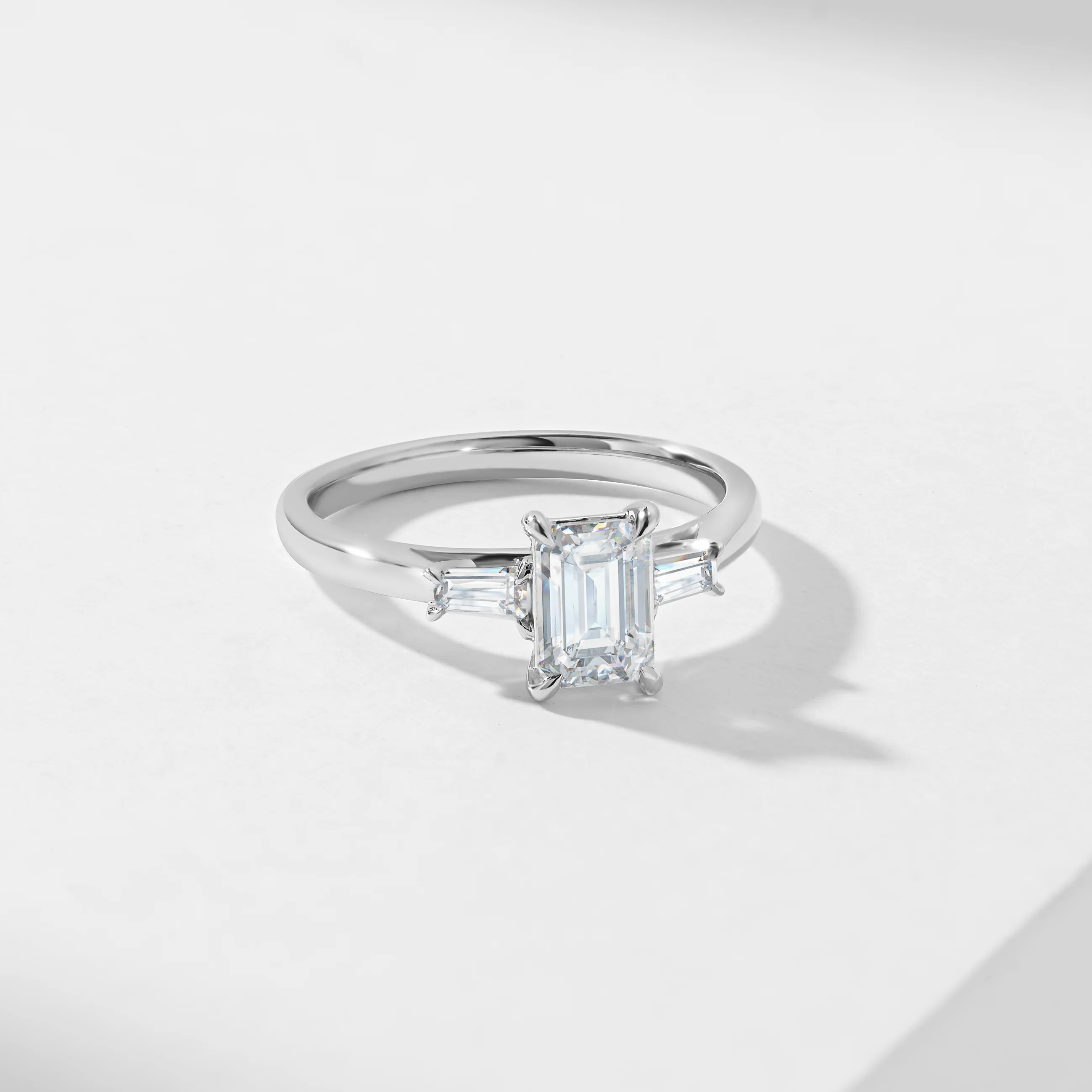 1.5ct Emerald Cut Lab Diamond With Tapered Baguette Shoulders Trilogy Ring 1.62tdw - Image 6