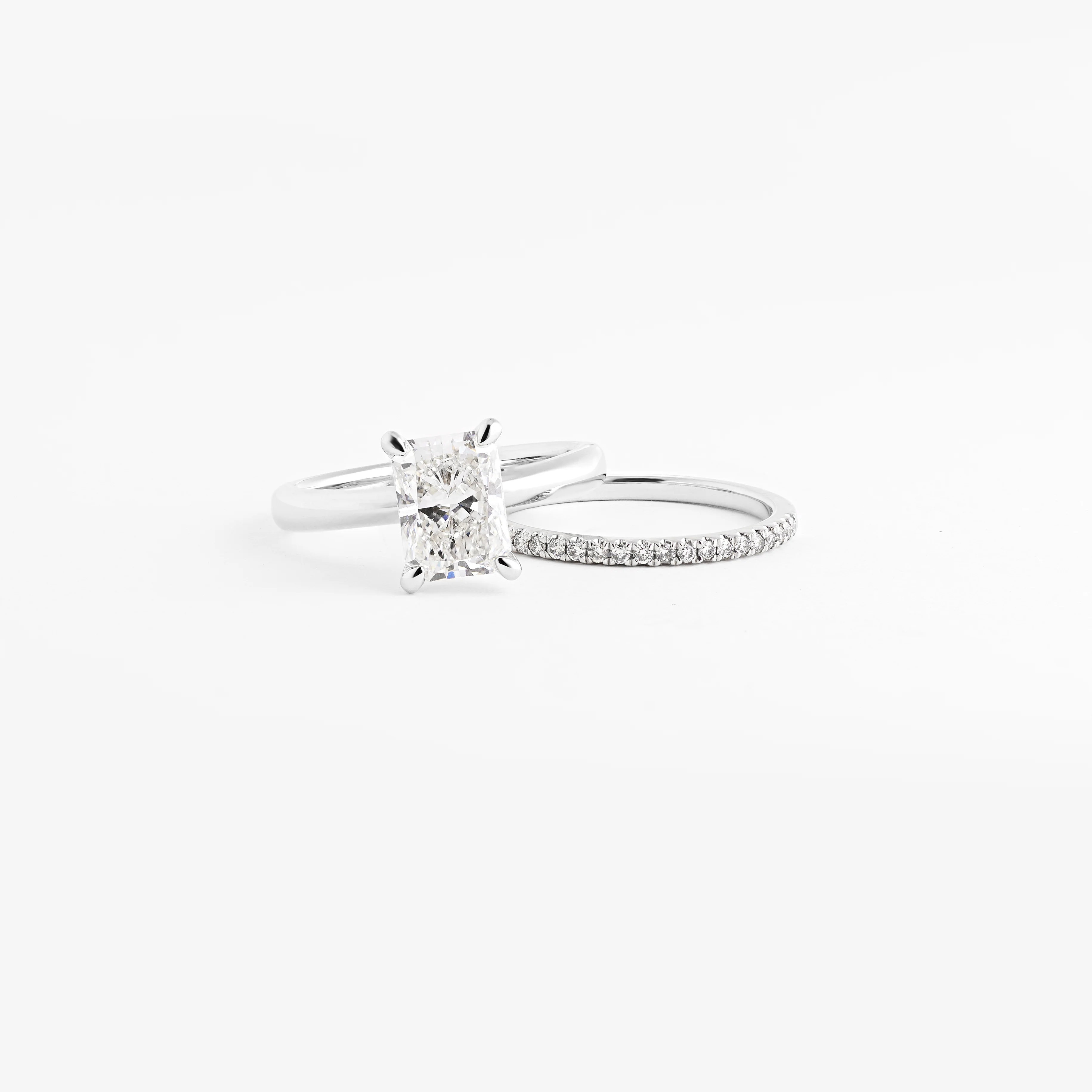 18K White Gold 0.5tdw Princess Cut Diamond Channel Wedding/Eternity Ring 3.5mm - Image 3
