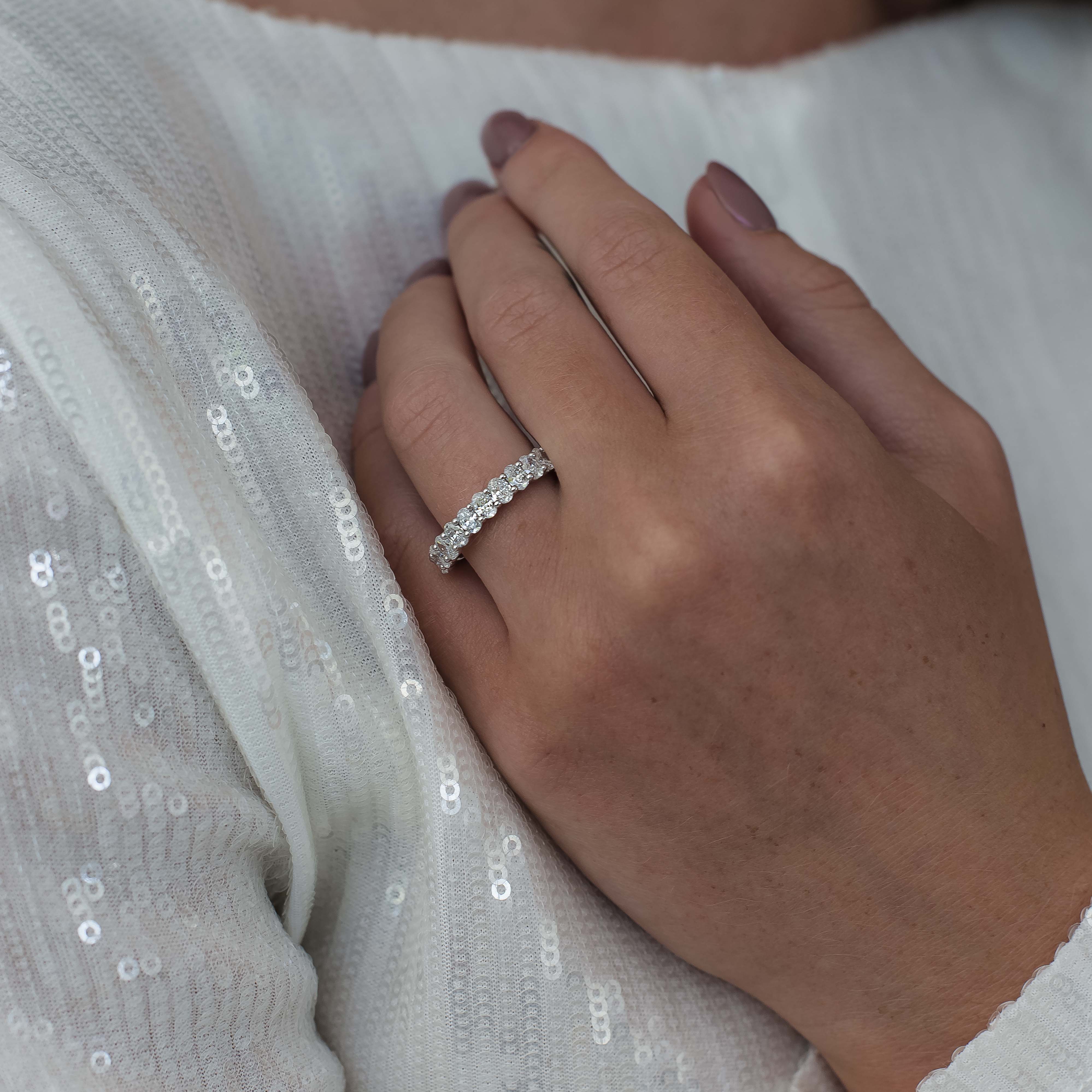 18K White Gold Oval Lab Diamond Floating Band 1.3tdw - Image 4