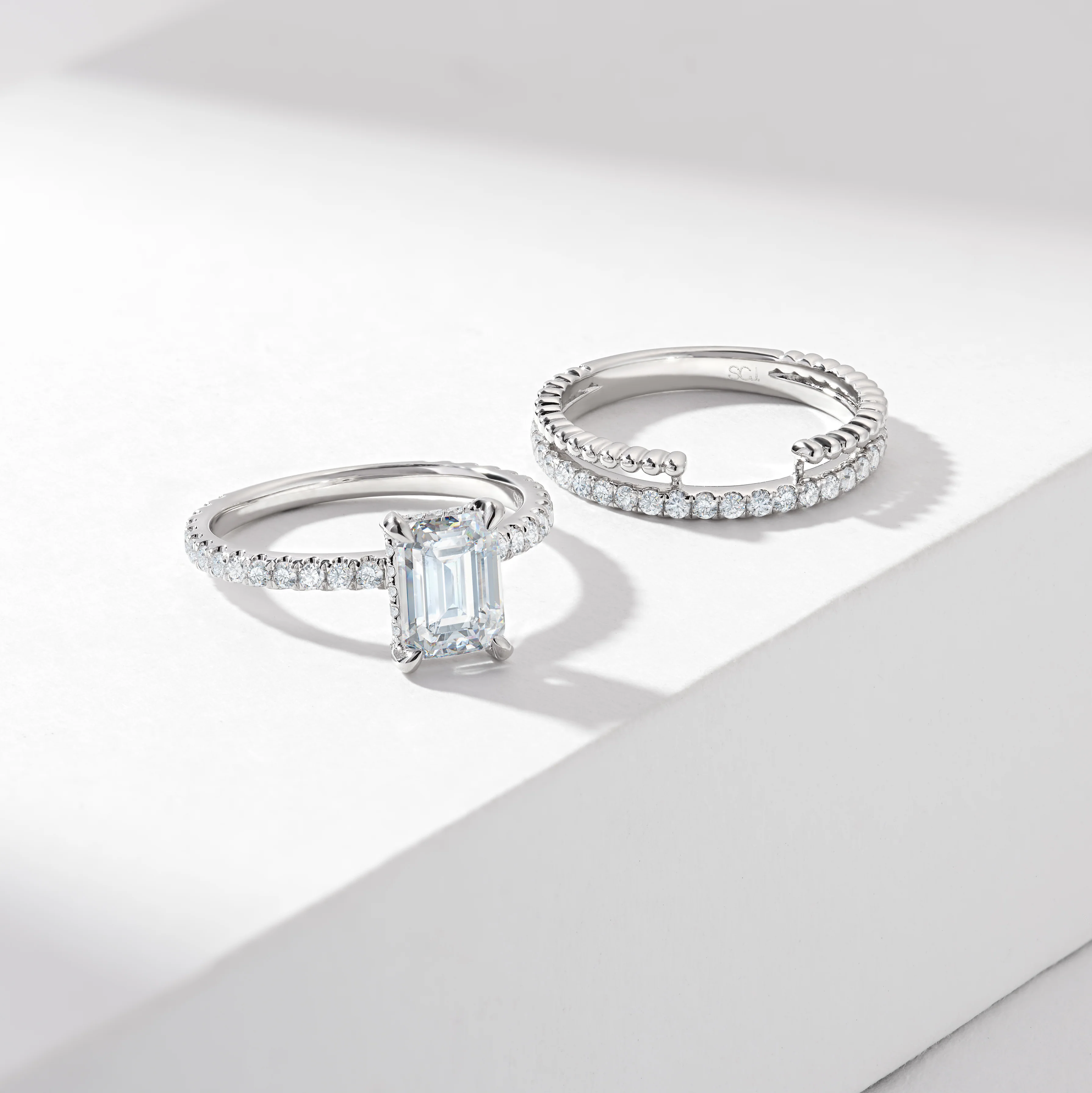 2.0ct Emerald Cut Diamond Solitaire With Hidden Halo And Shoulders Bridal Set 2.9tdw - Image 3