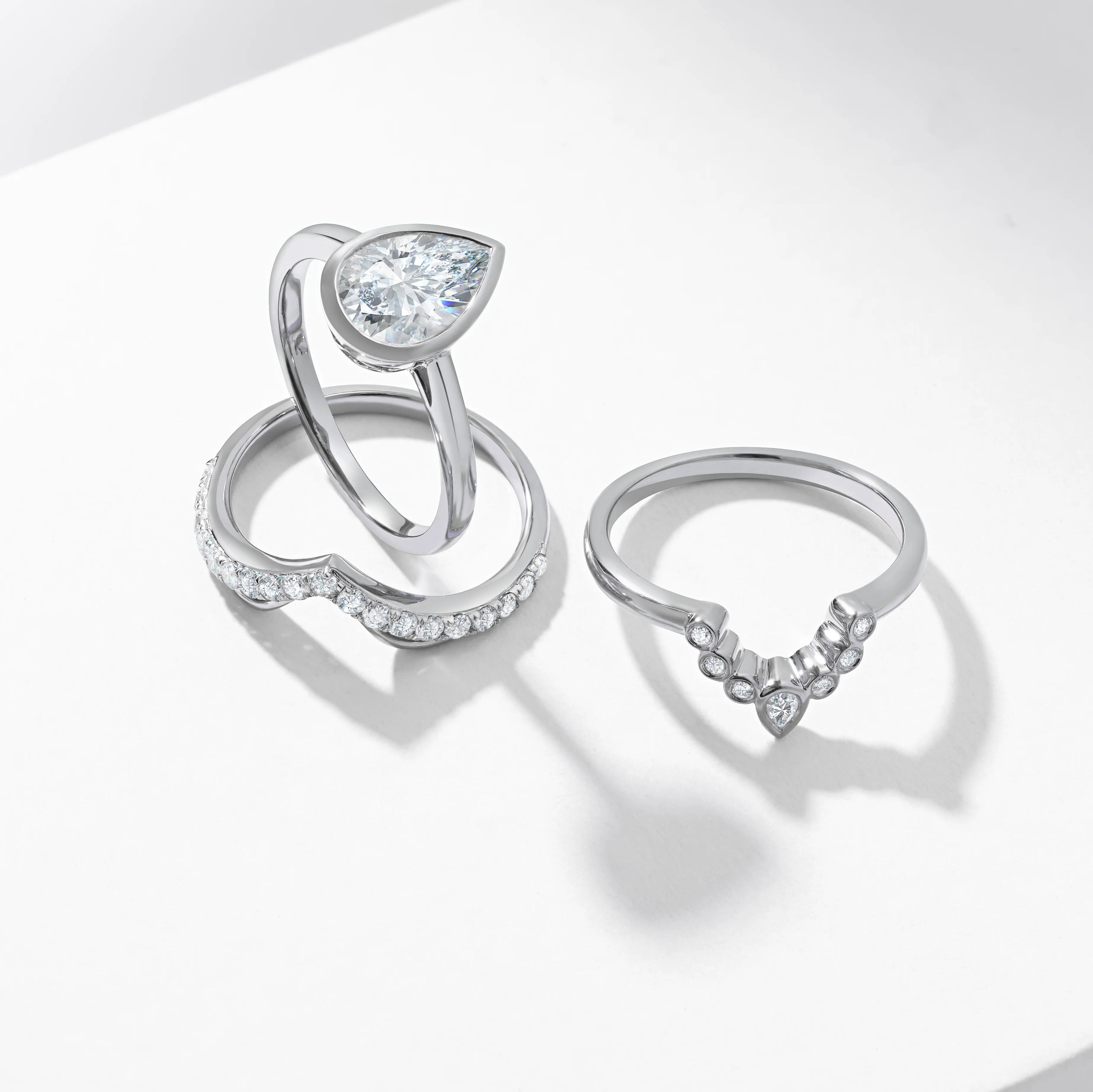 Platinum 2.0ct Pear Diamond Bezel Set With Contouring Wedding And Eternity Rings Bridal Set 2.50tdw - Image 5