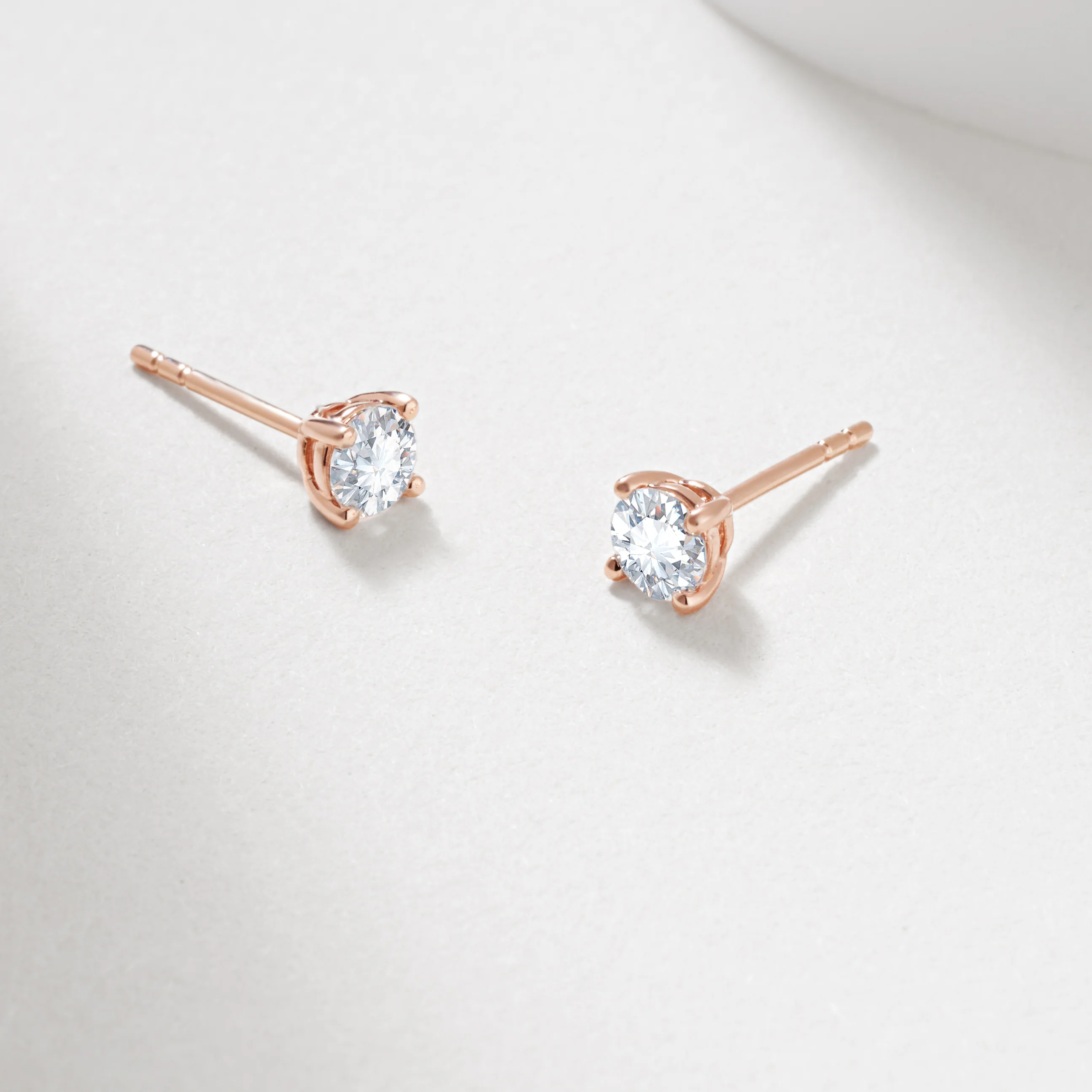 9K Yellow Gold Round Brilliant Lab Diamond Stud Earrings 0.60tdw - Image 8