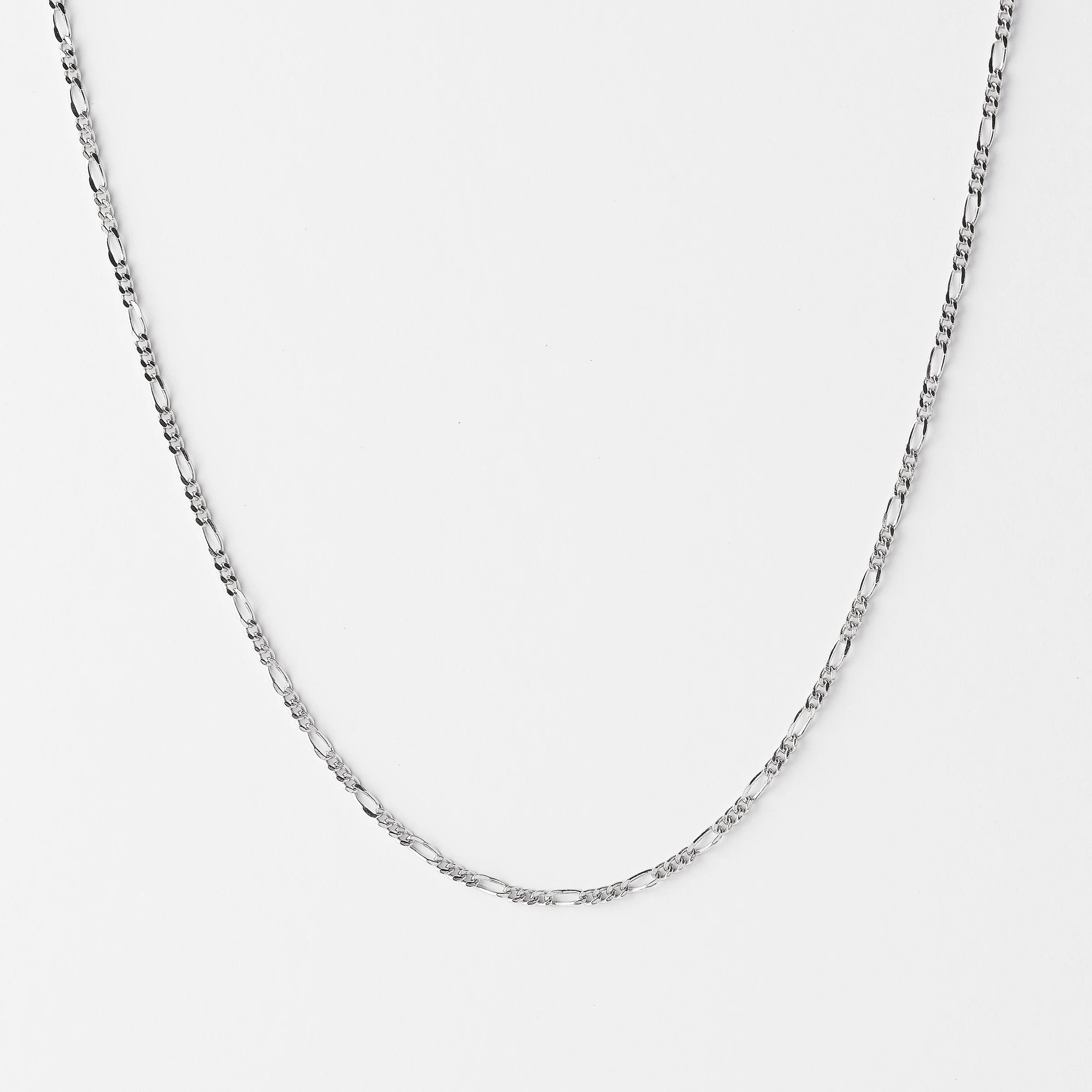 9K White Gold Diamond Cut 1+3 Figaro Chain - Image 3