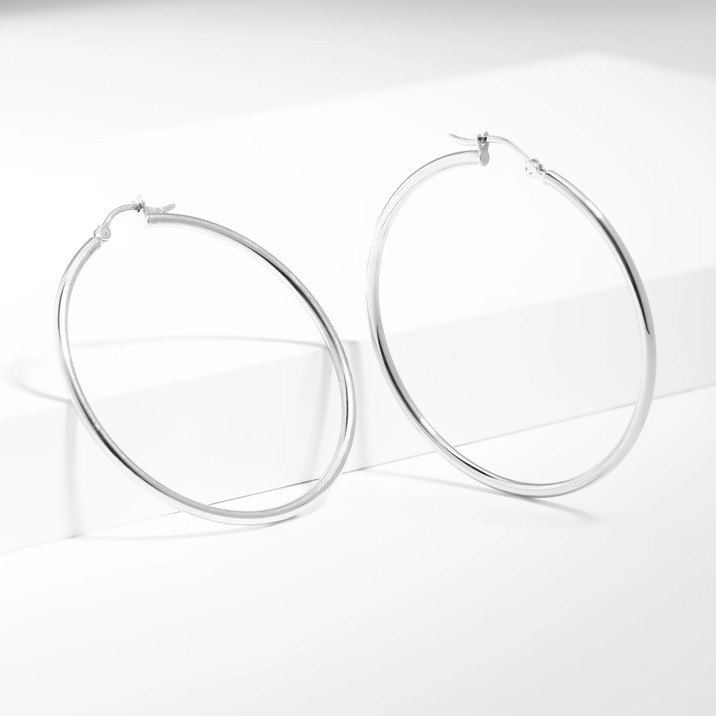 9K White Gold Round Plain Hoop Earrings 40mm. - Image 2
