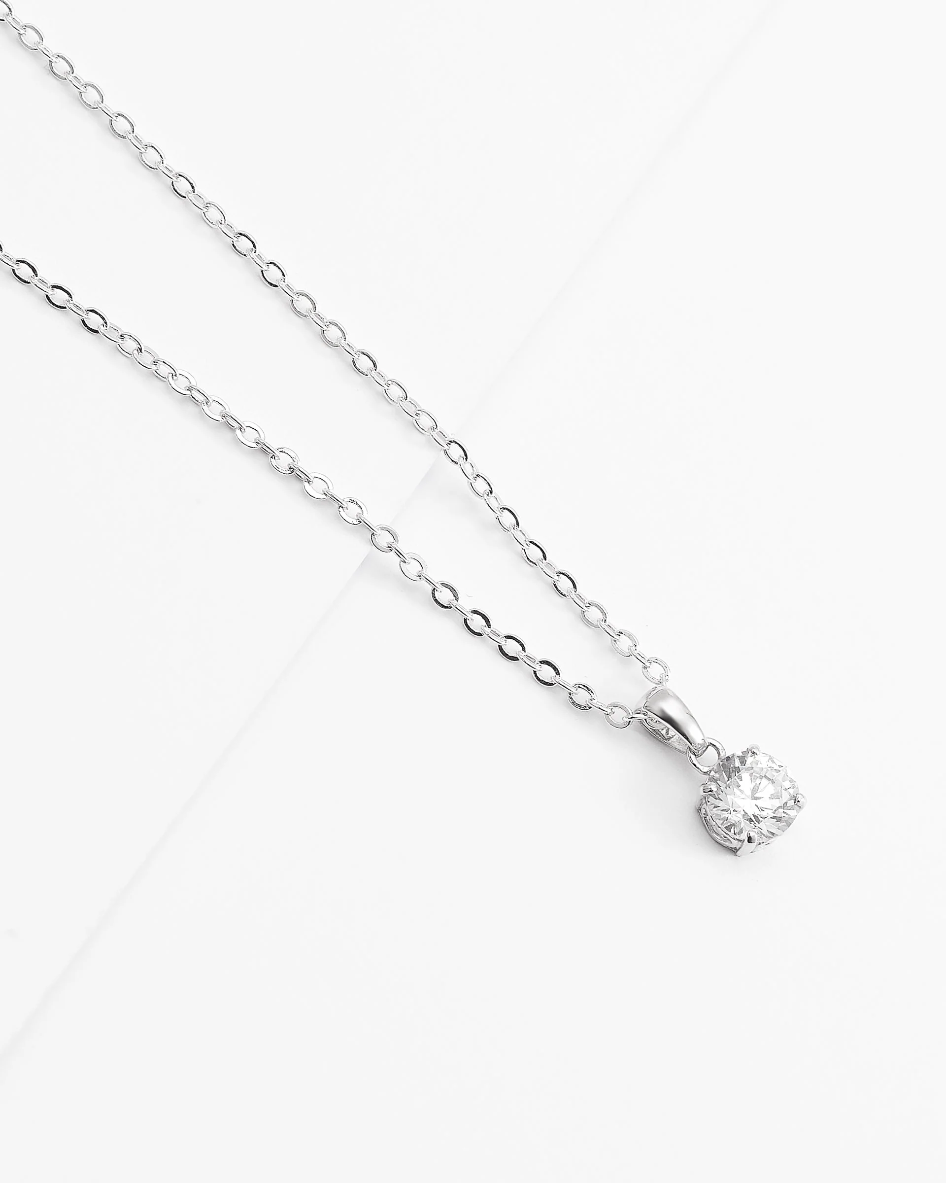 9K White Gold Zirconia Solitaire Pendant 6mm - Image 2