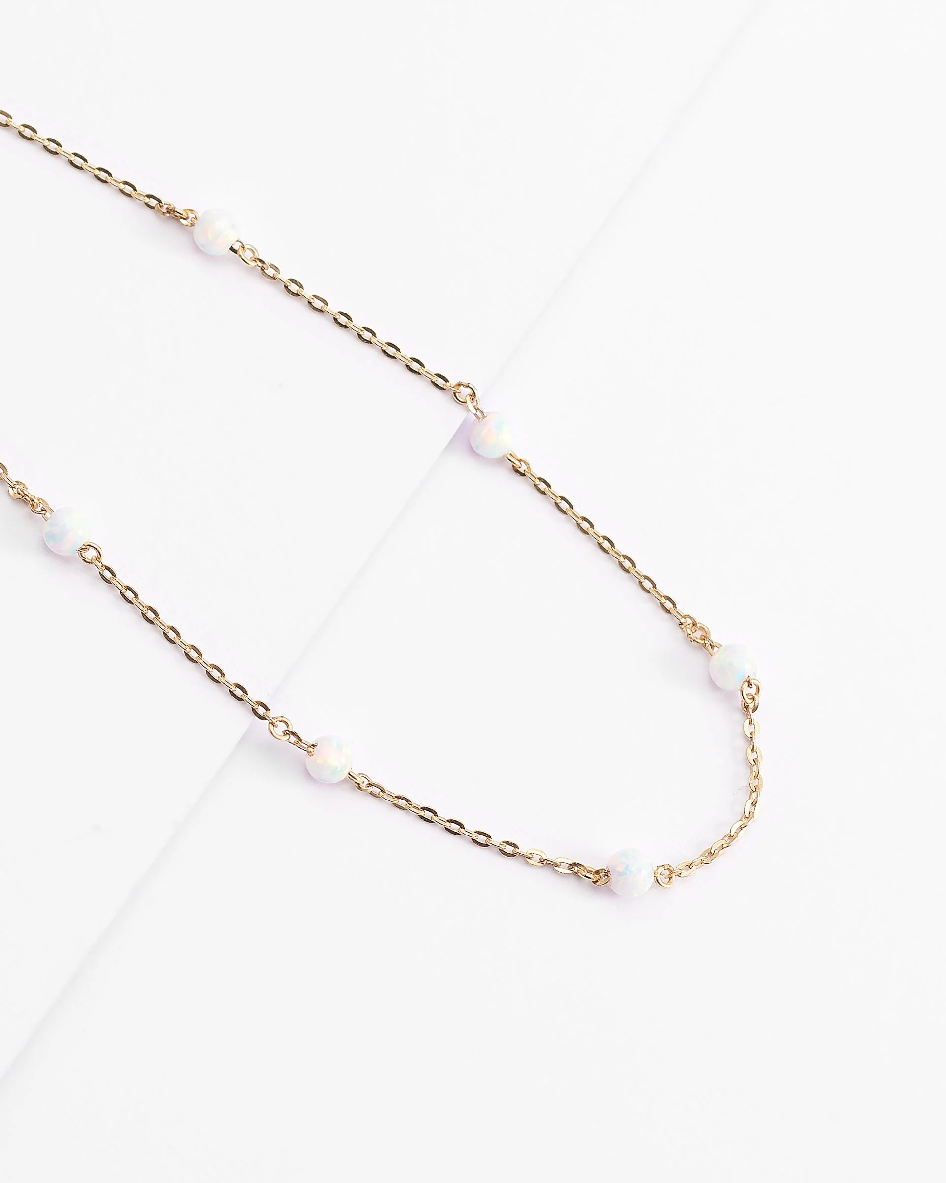 9K Yellow Gold 45cm Opal Station Chain Necklace - Image 2