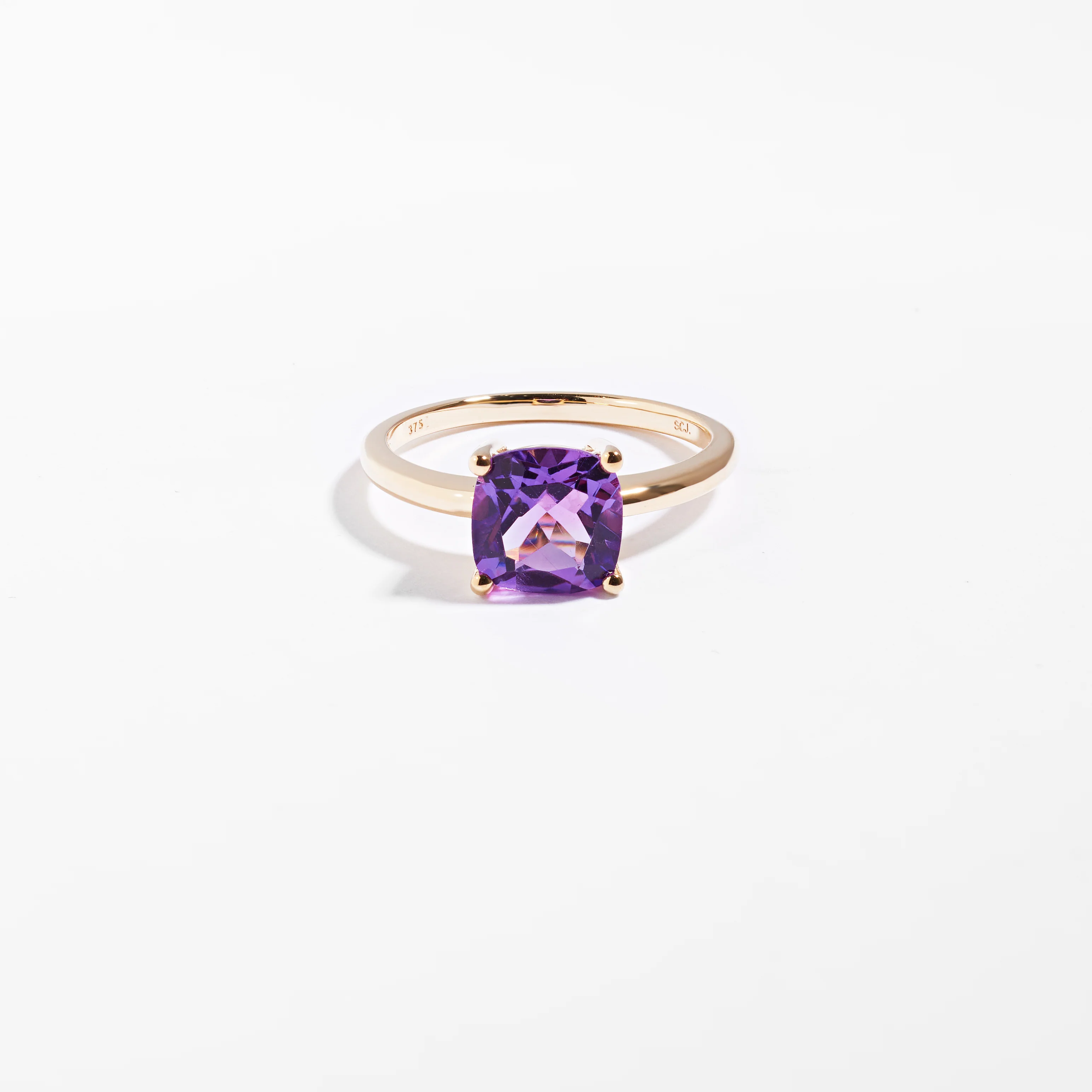 9K Yellow Gold Amethyst February Birthstone Ring - Image 3