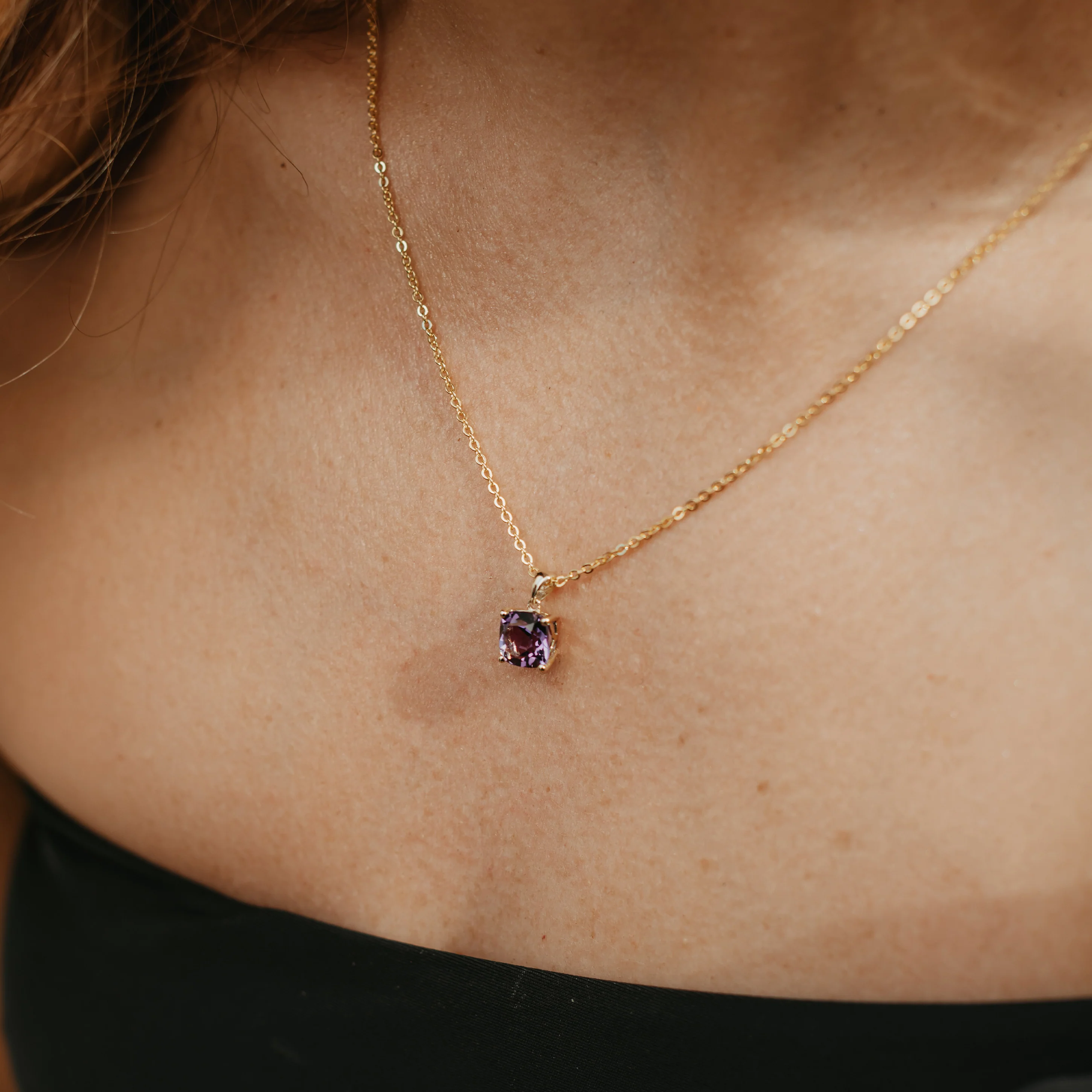 9K Yellow Gold Amethyst February Birthstone Pendant - Image 2