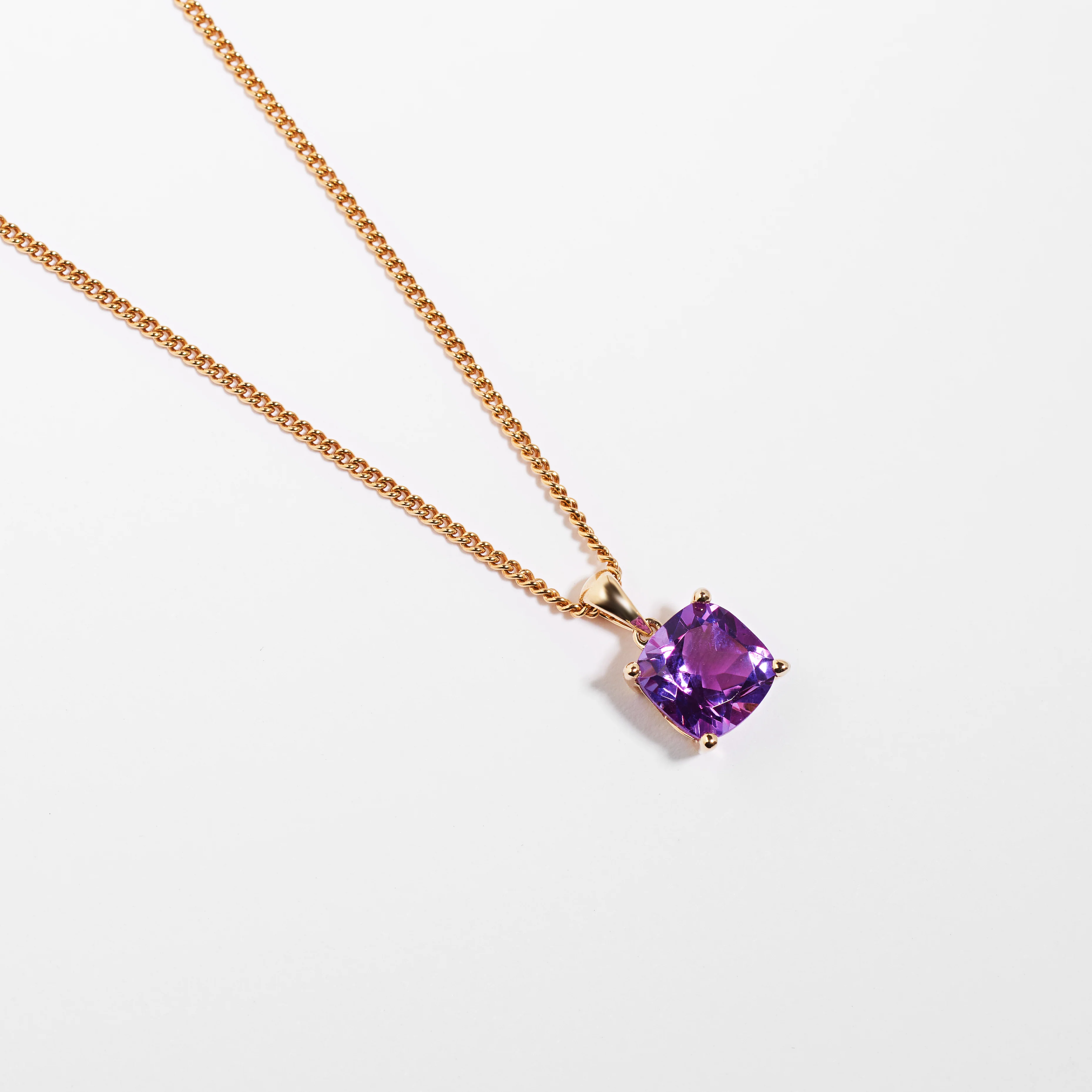 9K Yellow Gold Amethyst February Birthstone Pendant - Image 3