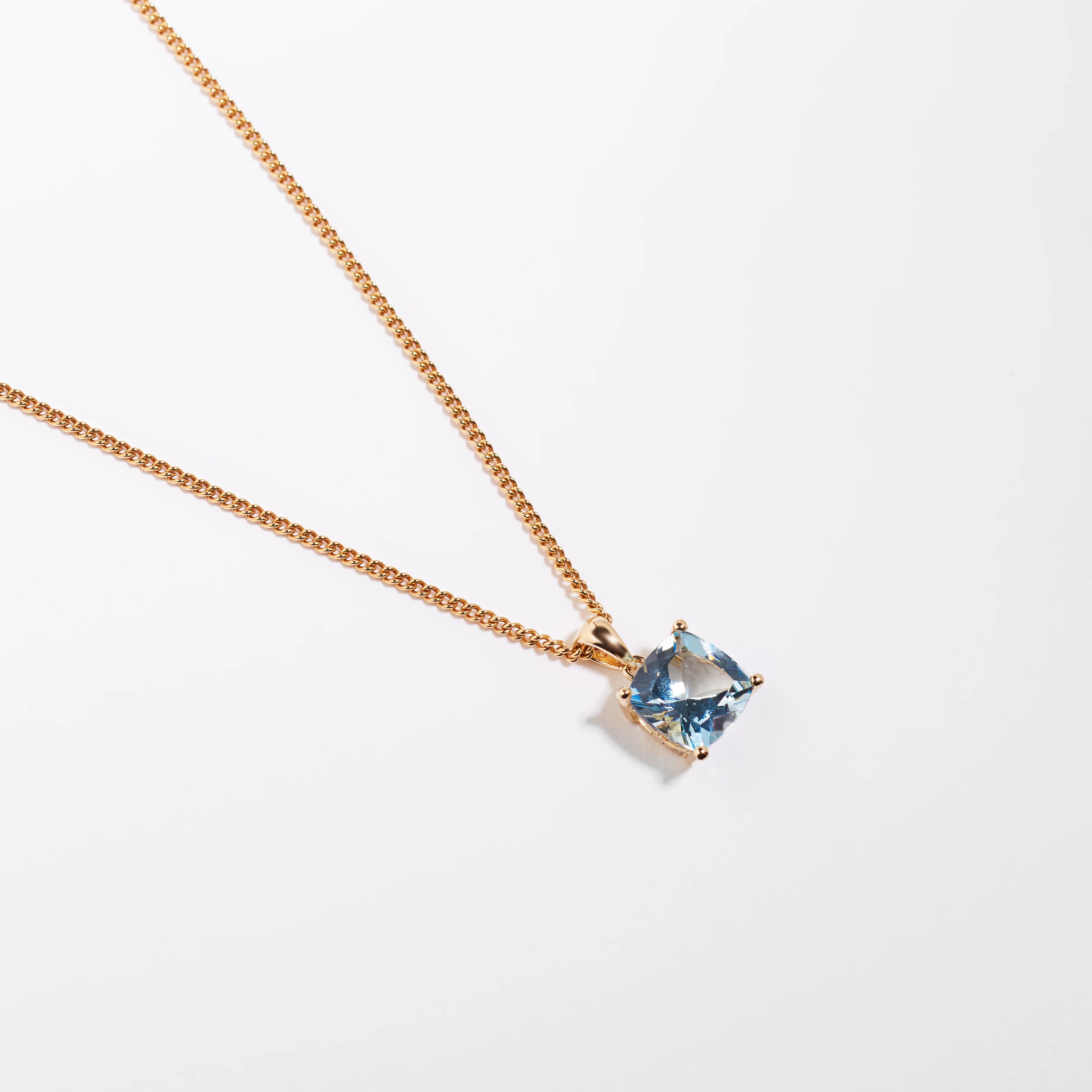 9K Yellow Gold Aquamarine March Birthstone Pendant - Image 3