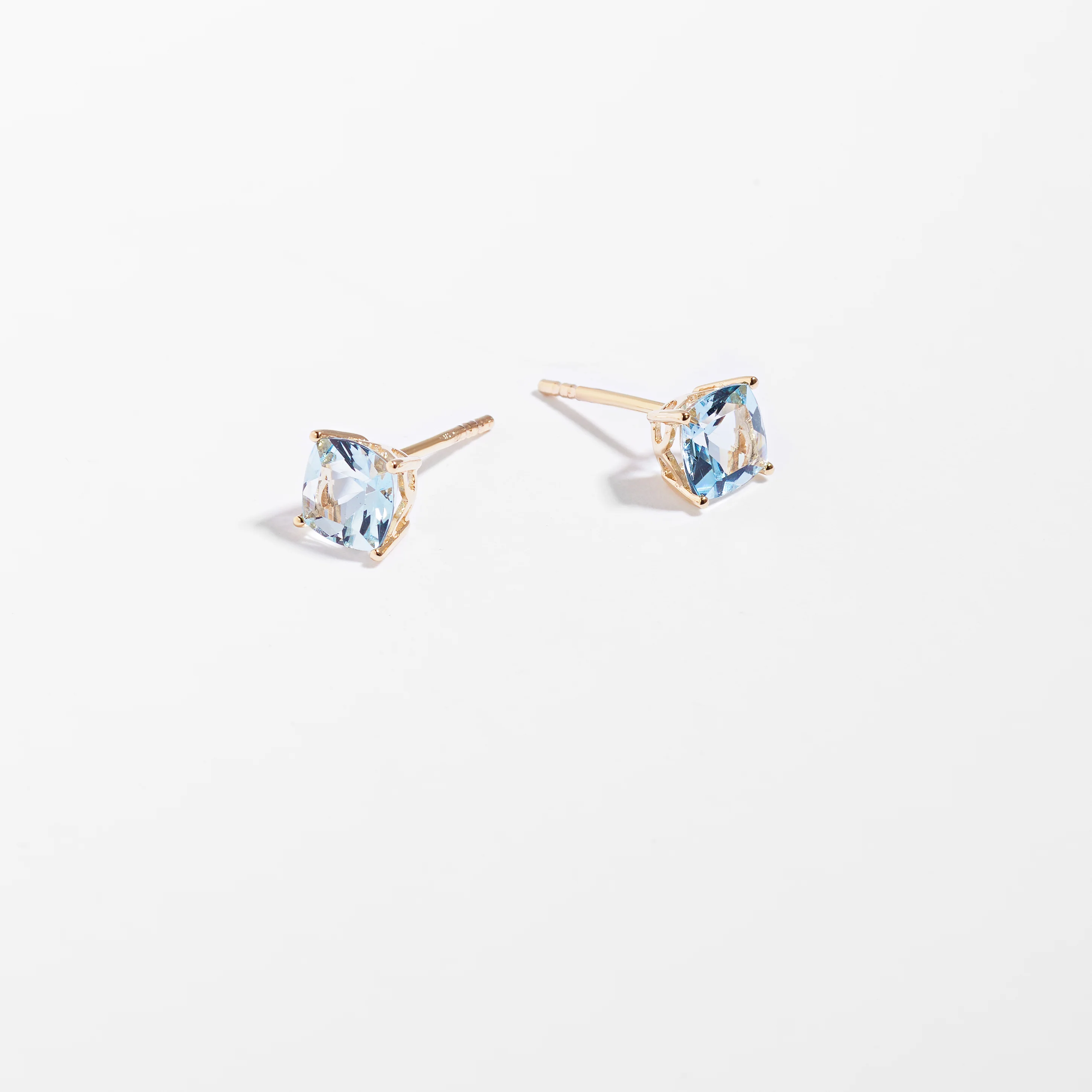 9K Yellow Gold Aquamarine March Birthstone Stud Earrings - Image 3