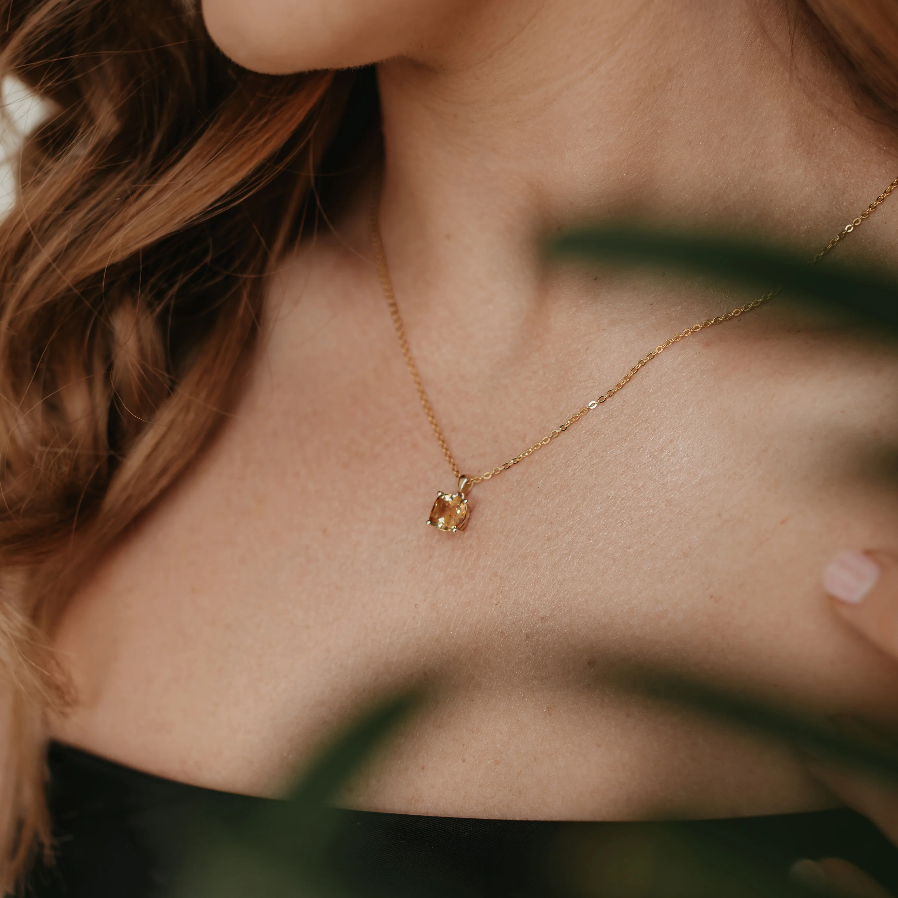 9K Yellow Gold Citrine November Birthstone Pendant - Image 2