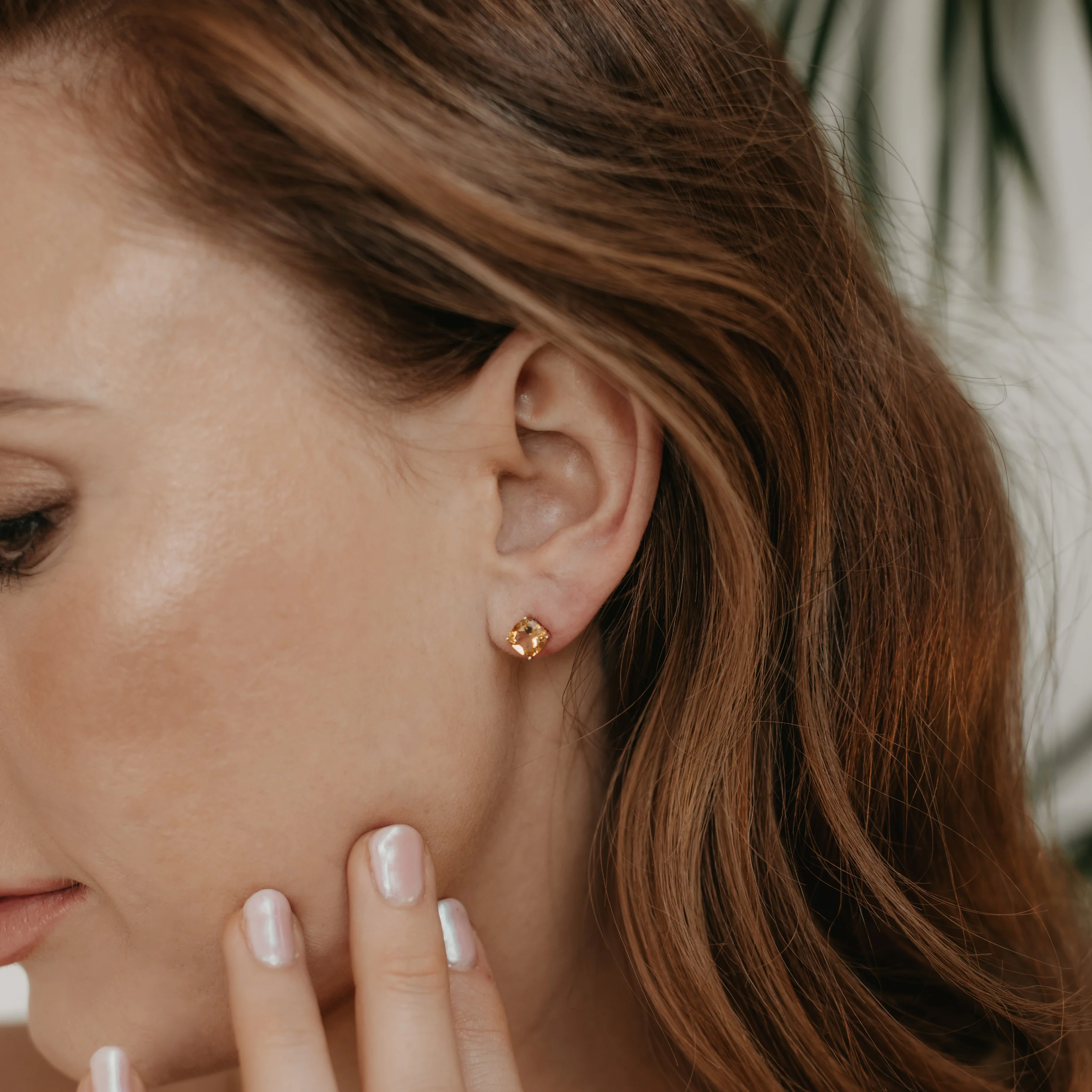 9K Yellow Gold Citrine November Birthstone stud earrings - Image 2