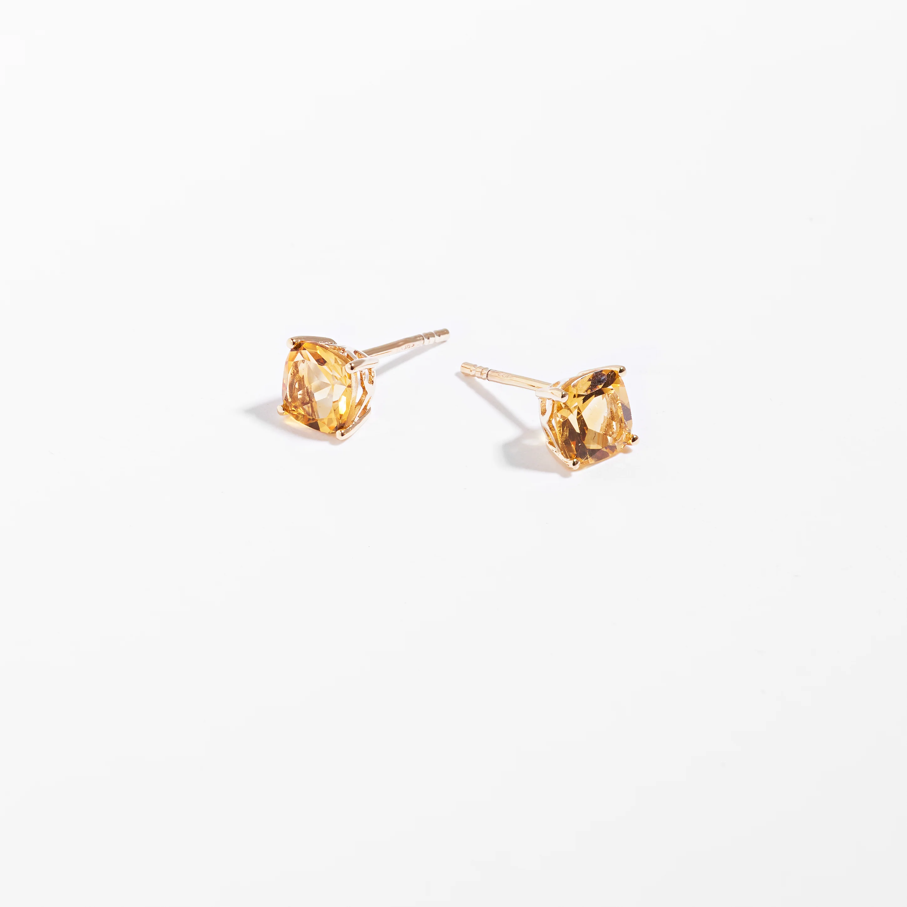 9K Yellow Gold Citrine November Birthstone stud earrings - Image 3