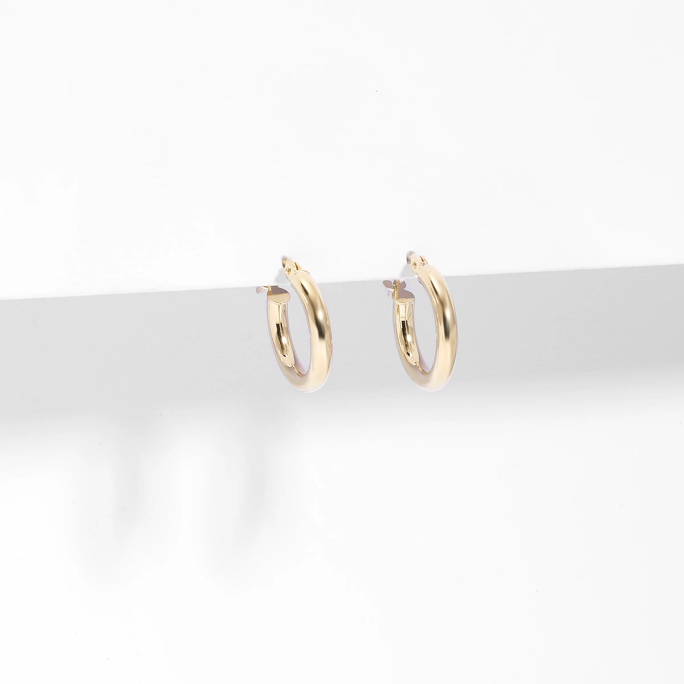9K Yellow Gold Plain Hoop Earrings 10mm - Image 2