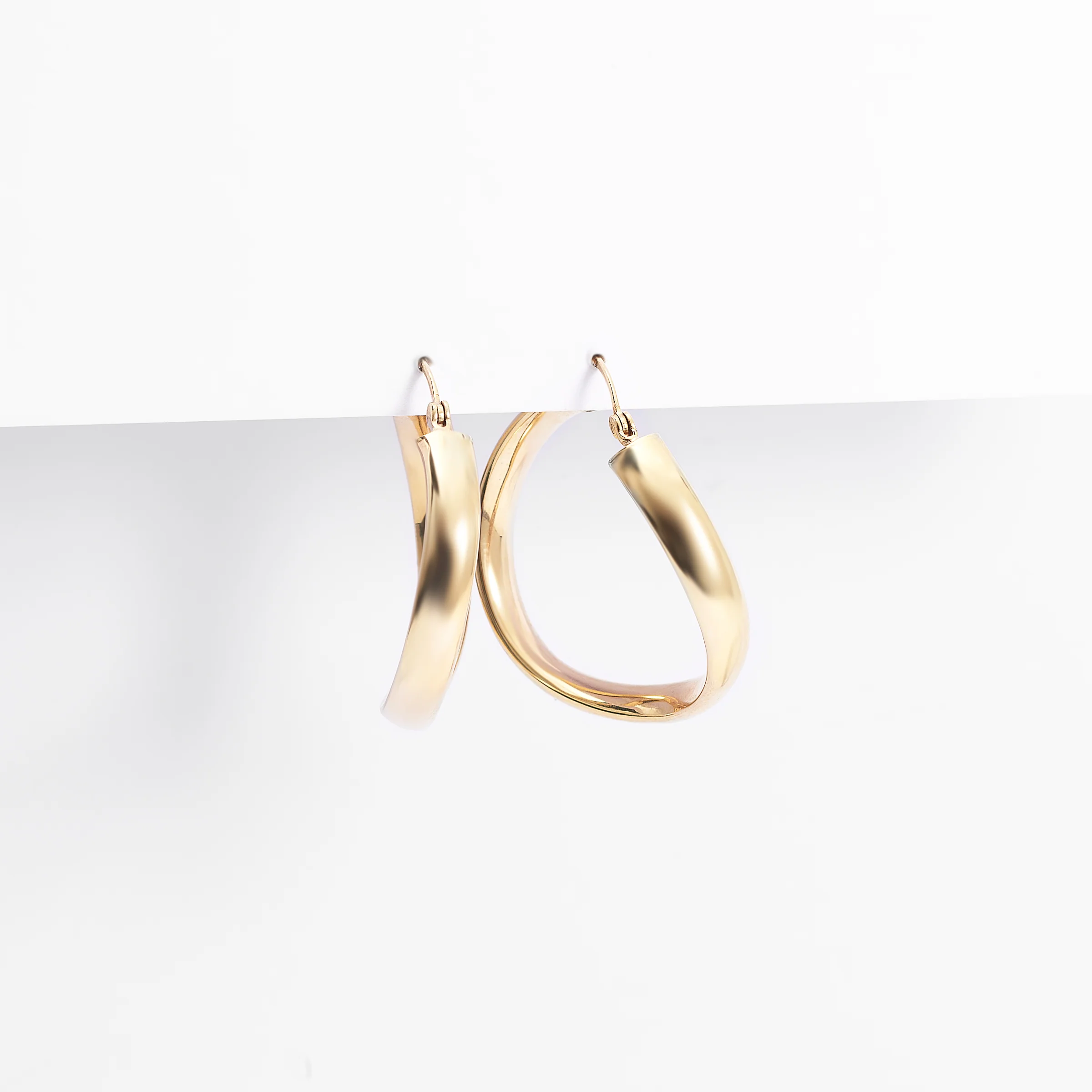 9k Yellow Gold Round Wave Hoop Earrings 25mm - Image 2
