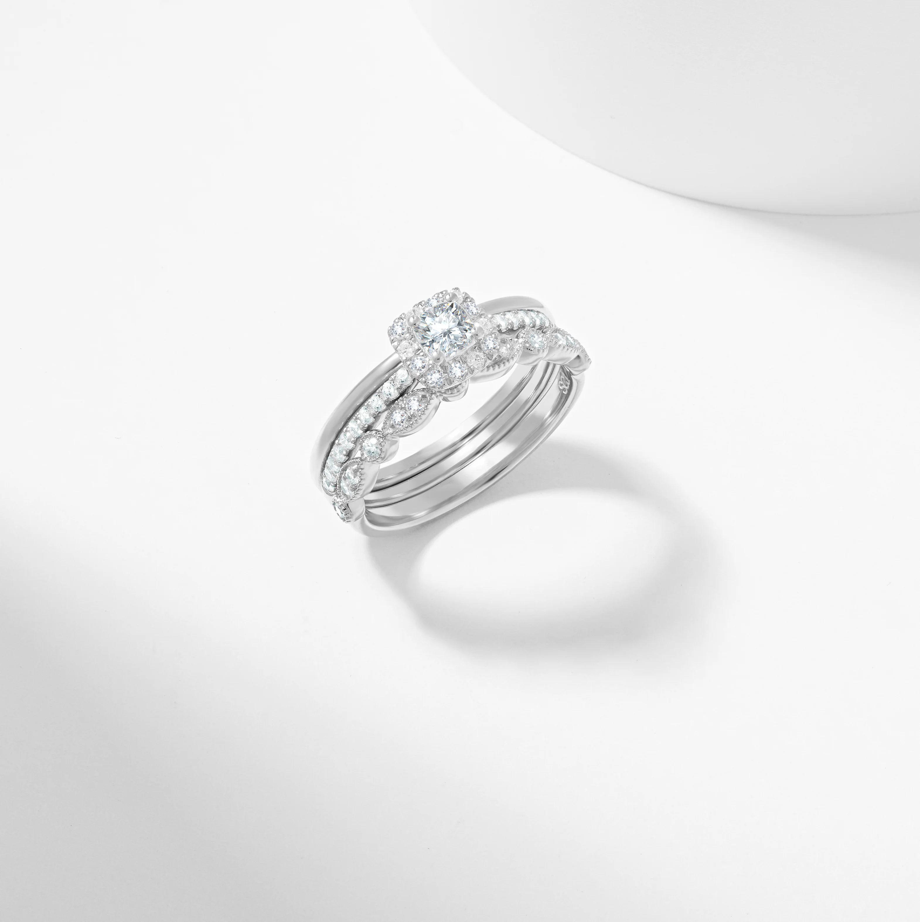 Cushion Cut Diamond Halo Bridal Set 1.0tdw - Image 4