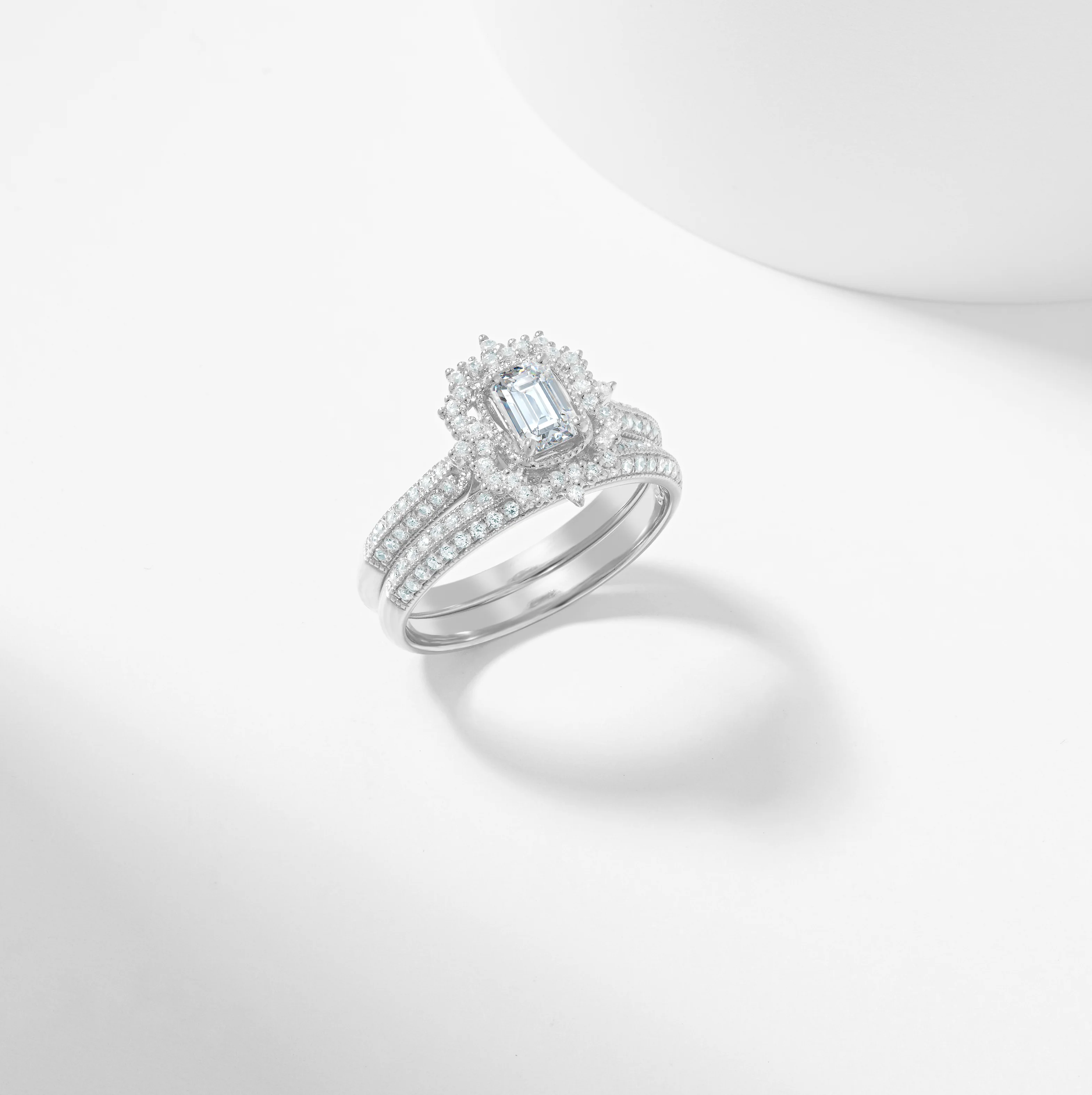 Emerald Cut Diamond Vintage Halo Bridal Set 1.0tdw - Image 5