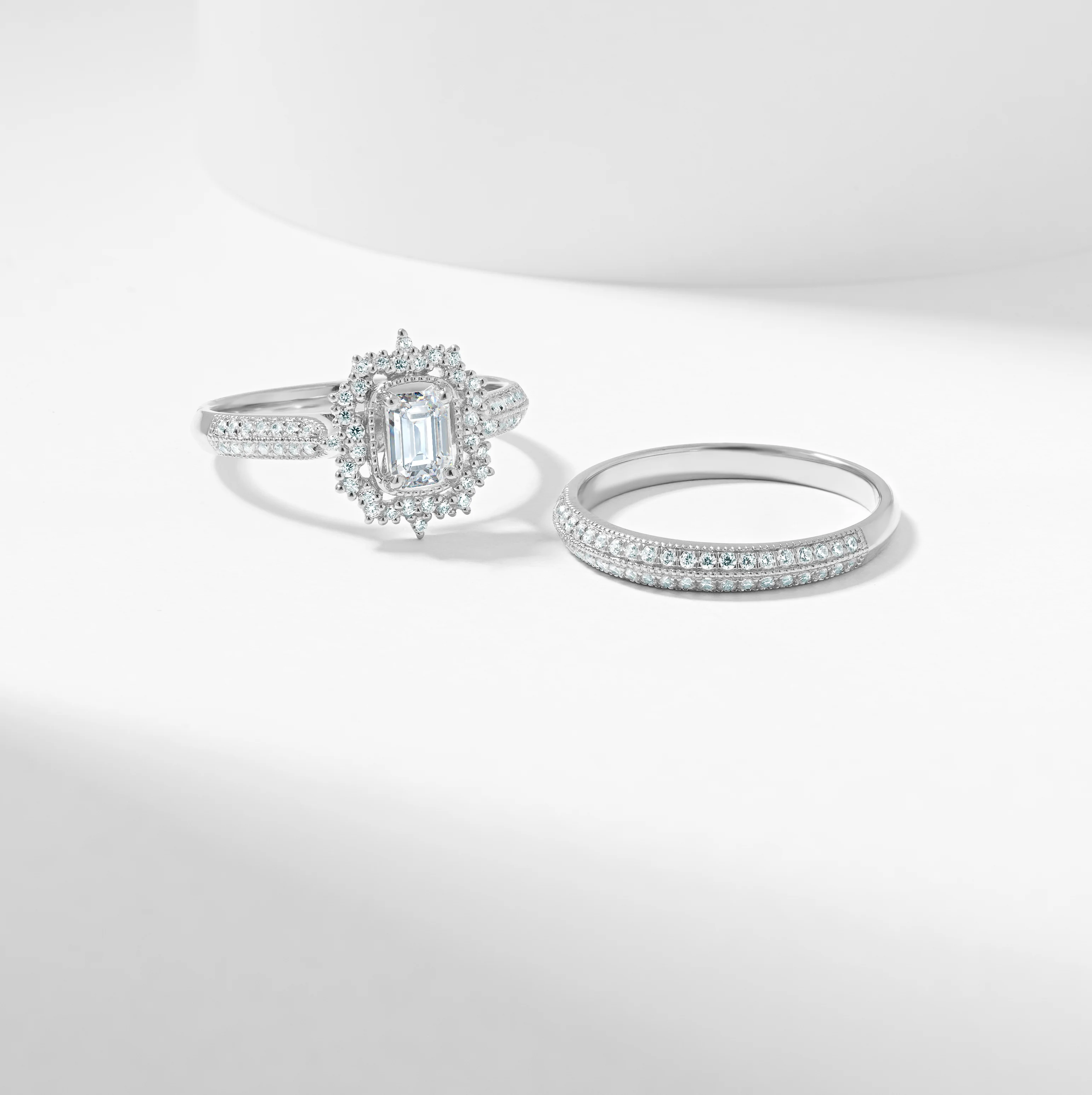 Emerald Cut Diamond Vintage Halo Bridal Set 1.0tdw - Image 8