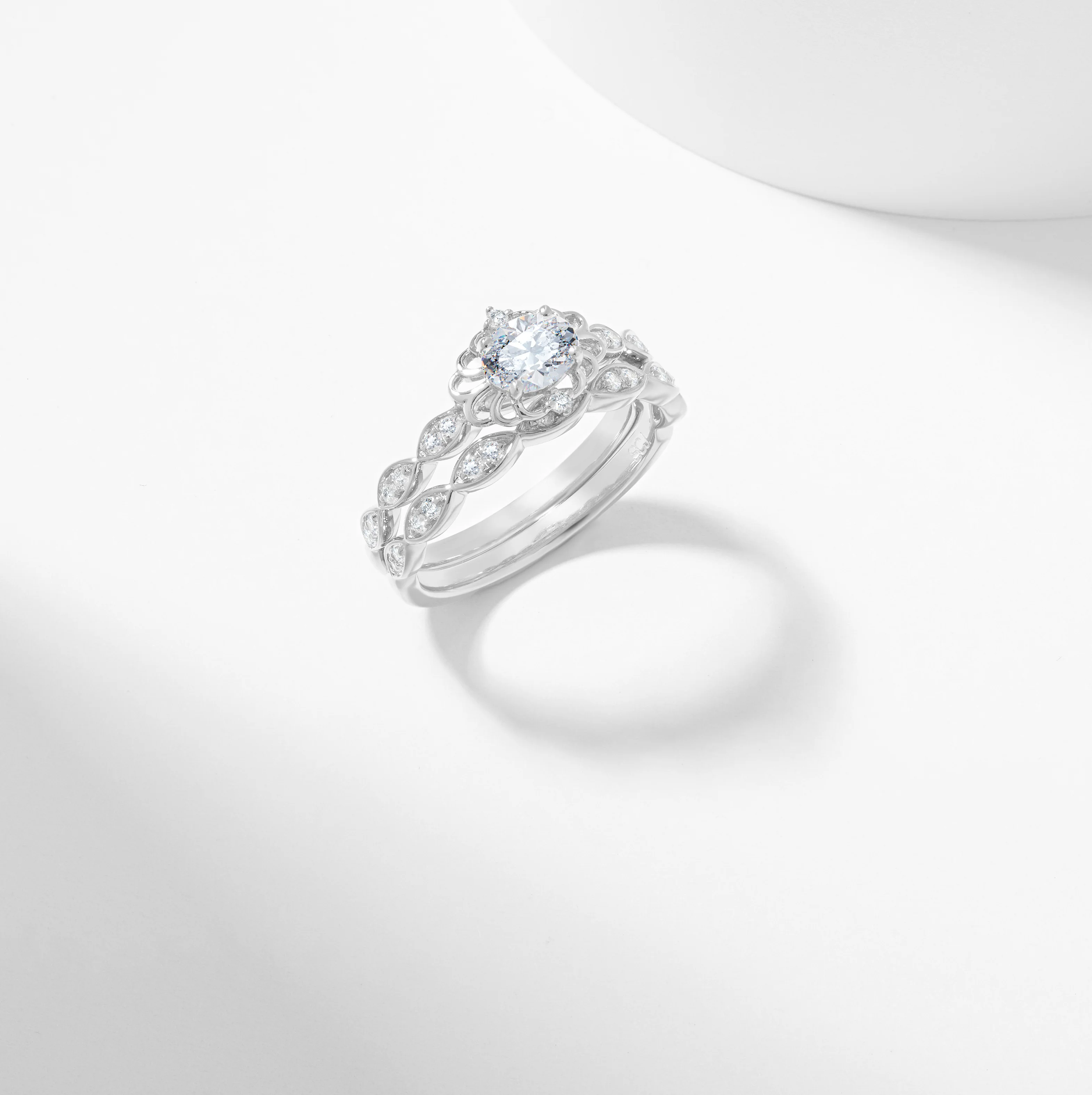 Oval Diamond Filigree Halo Bridal Set 0.7tdw - Image 8