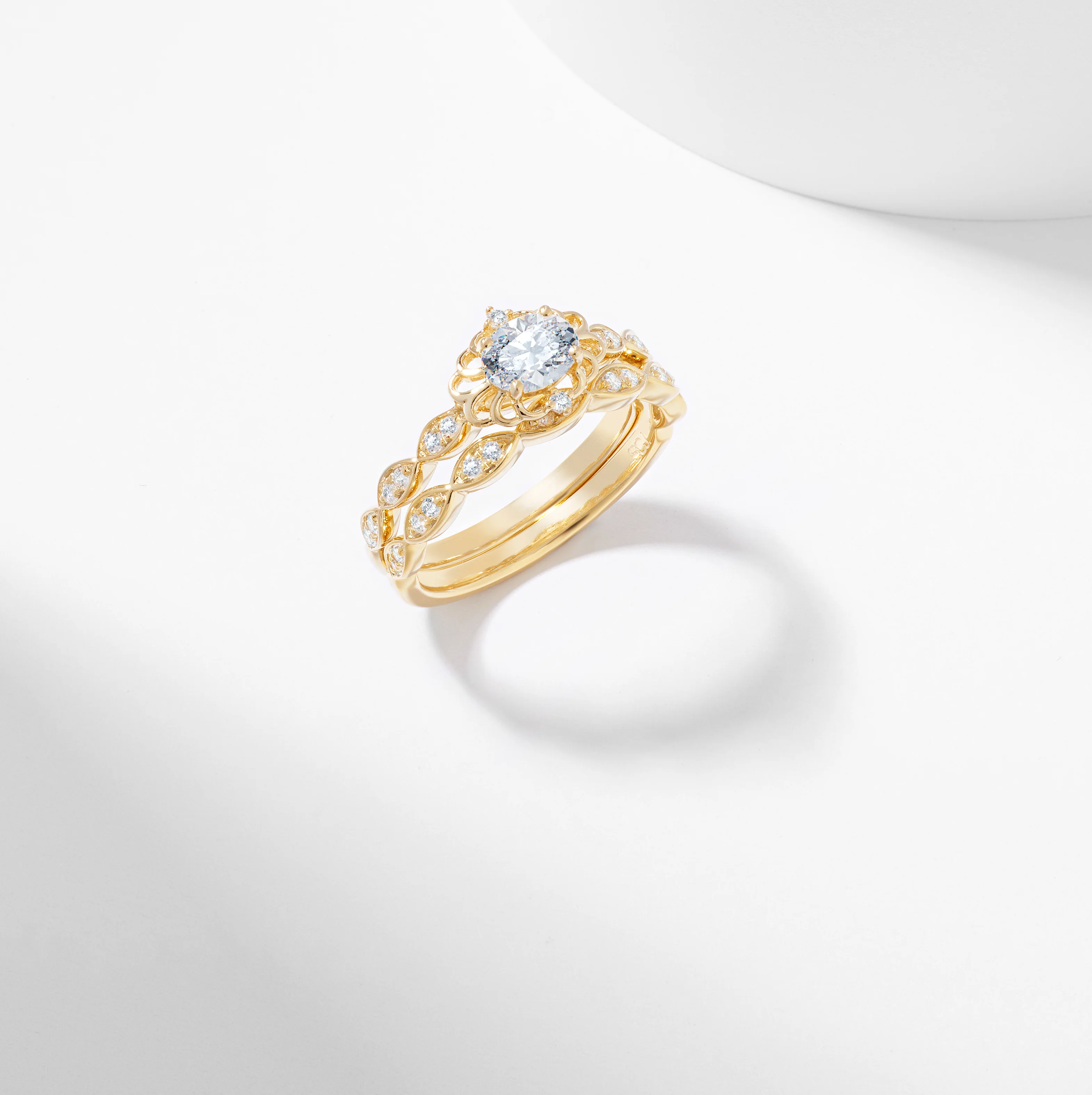 Oval Diamond Filigree Halo Bridal Set 0.7tdw - Image 9
