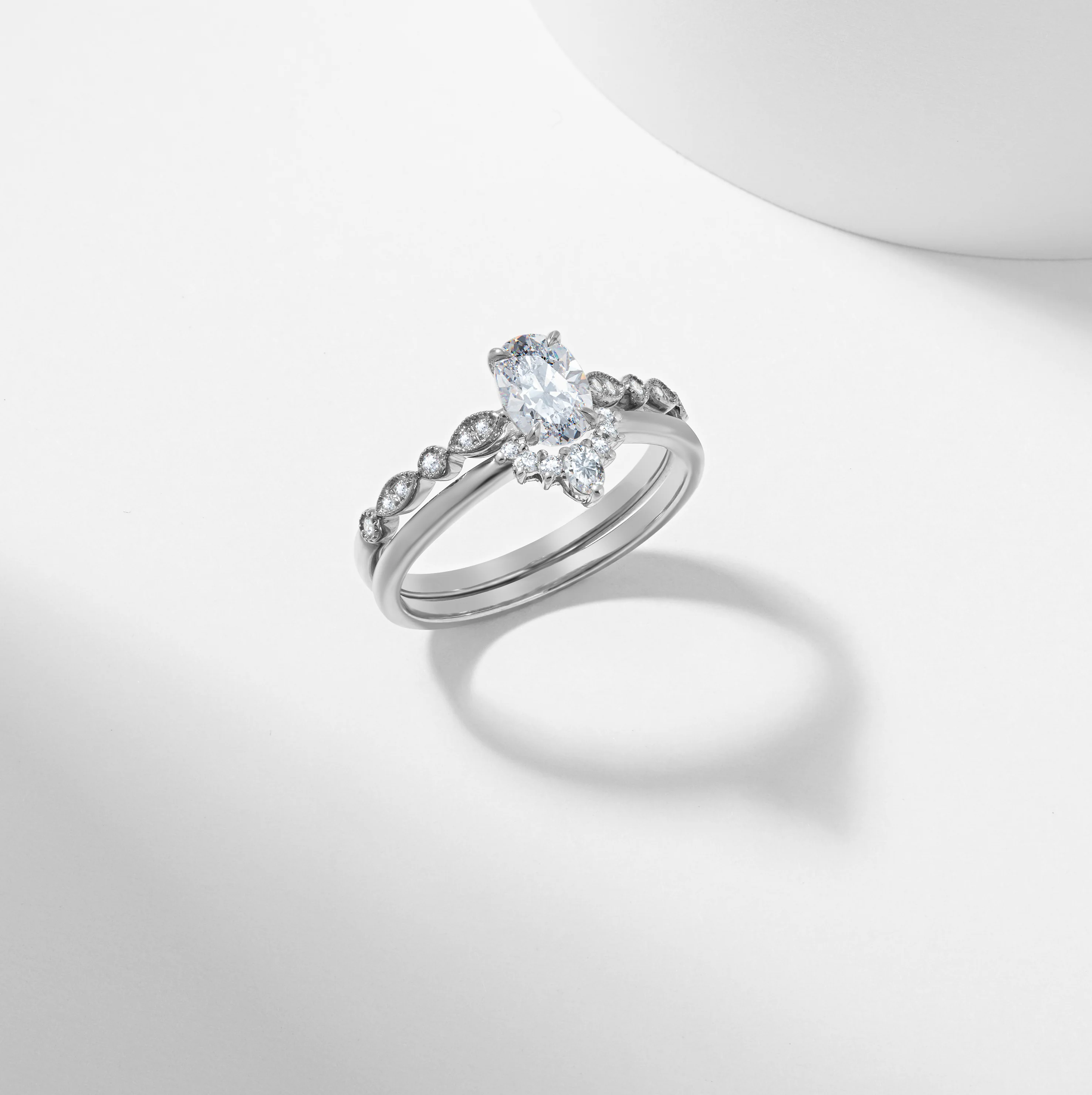 Oval Diamond Tiara Bridal Set 0.97tdw - Image 3