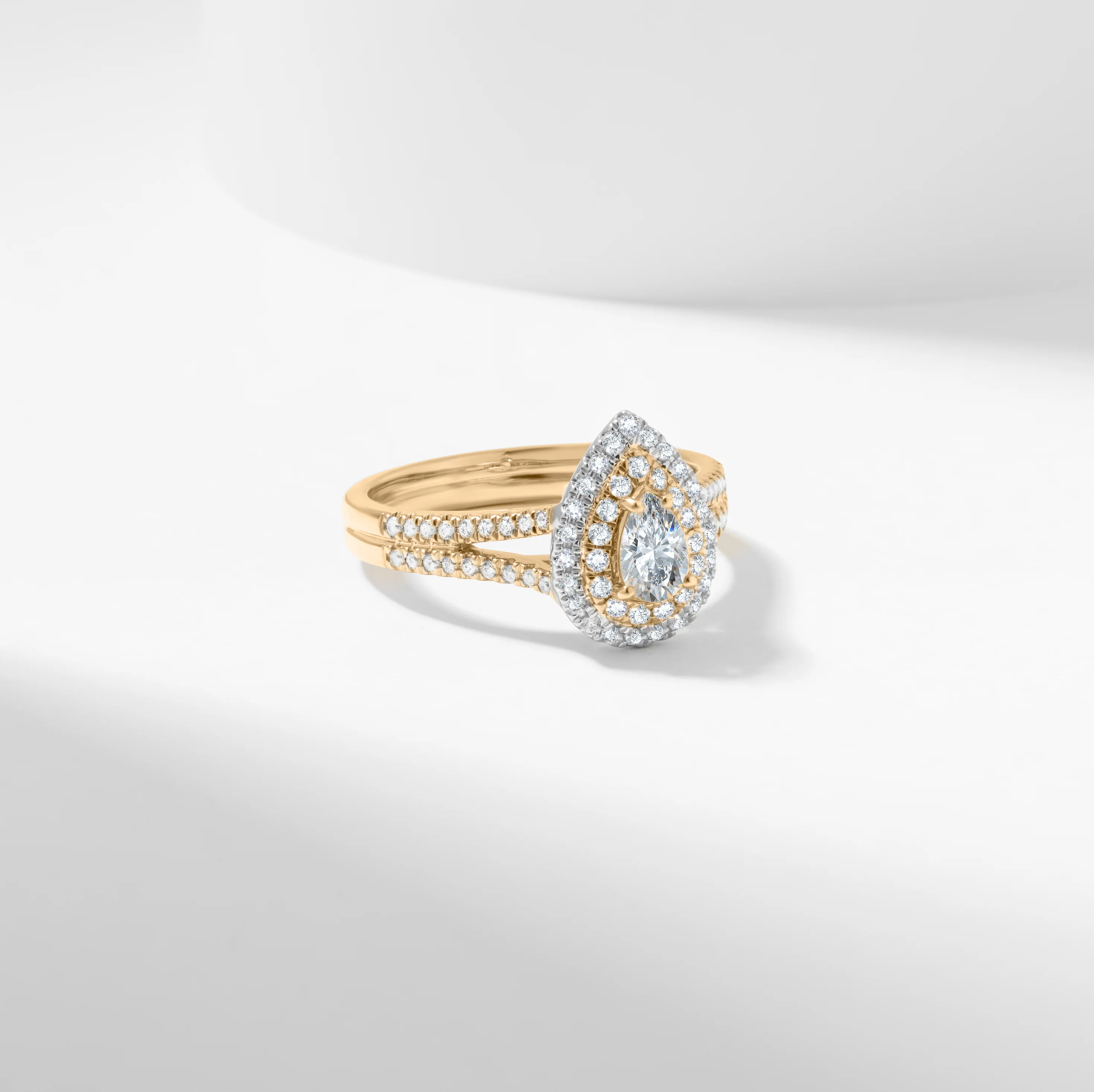 Pear Diamond Double Halo Engagement Ring 1.0tdw - Image 5