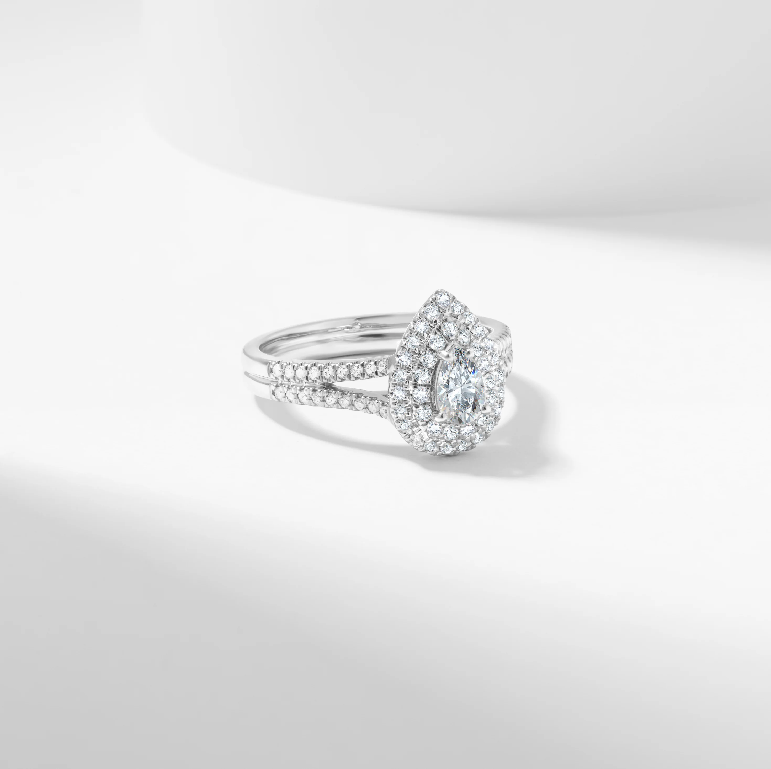 Pear Diamond Double Halo Engagement Ring 1.0tdw - Image 4