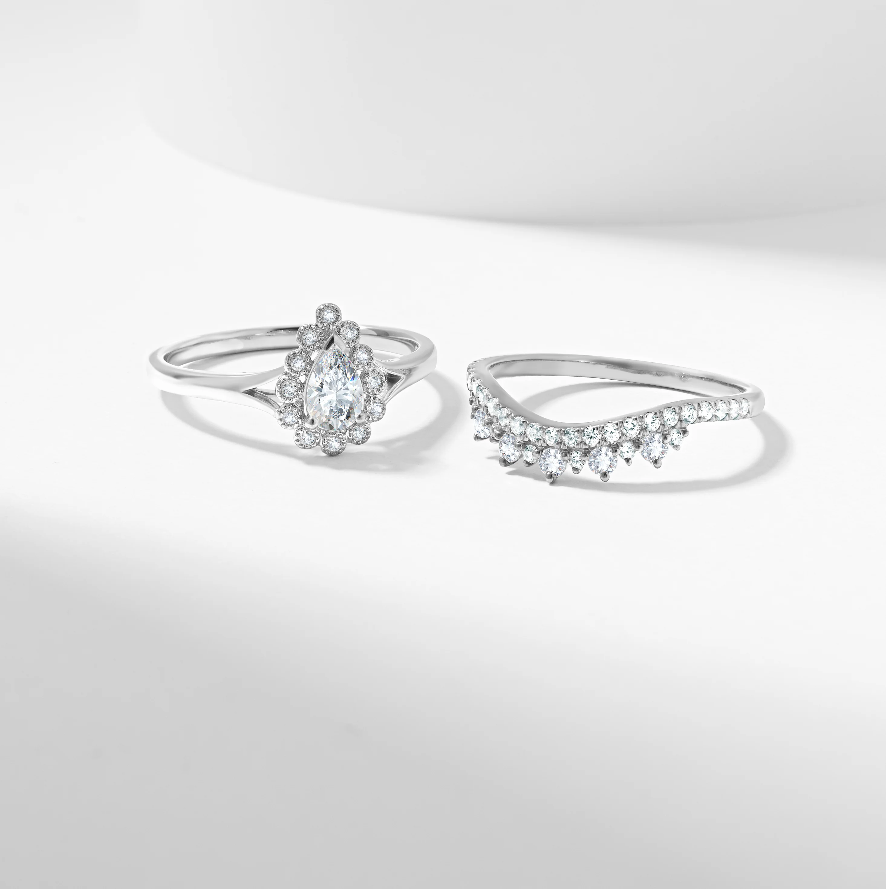 Pear Lab Grown Diamond Halo Tiara Bridal Set 0.9tdw - Image 9