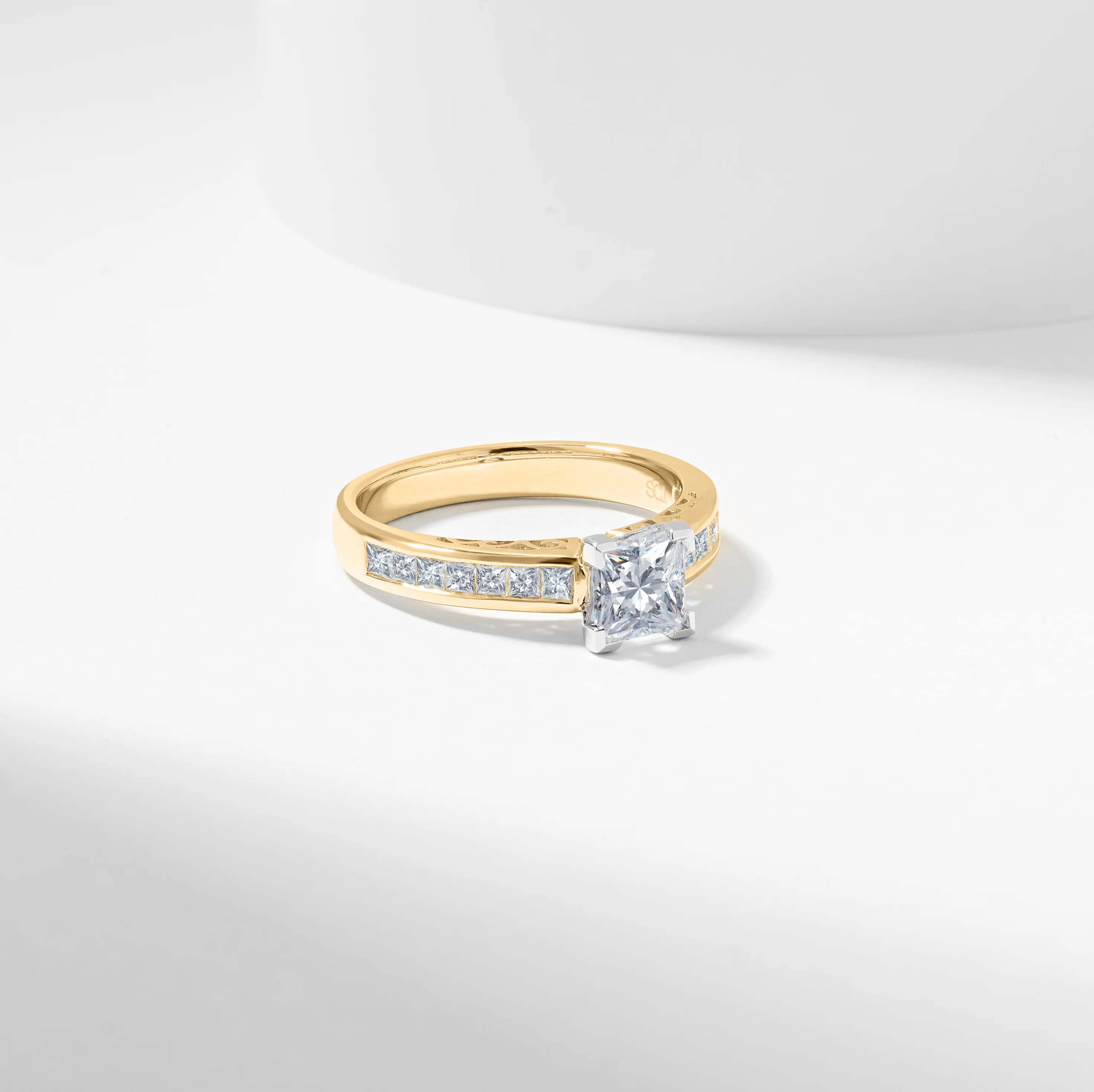 Princess Cut Diamond Solitaire With Shoulder Accents Engagement Ring 1.5tdw - Image 5
