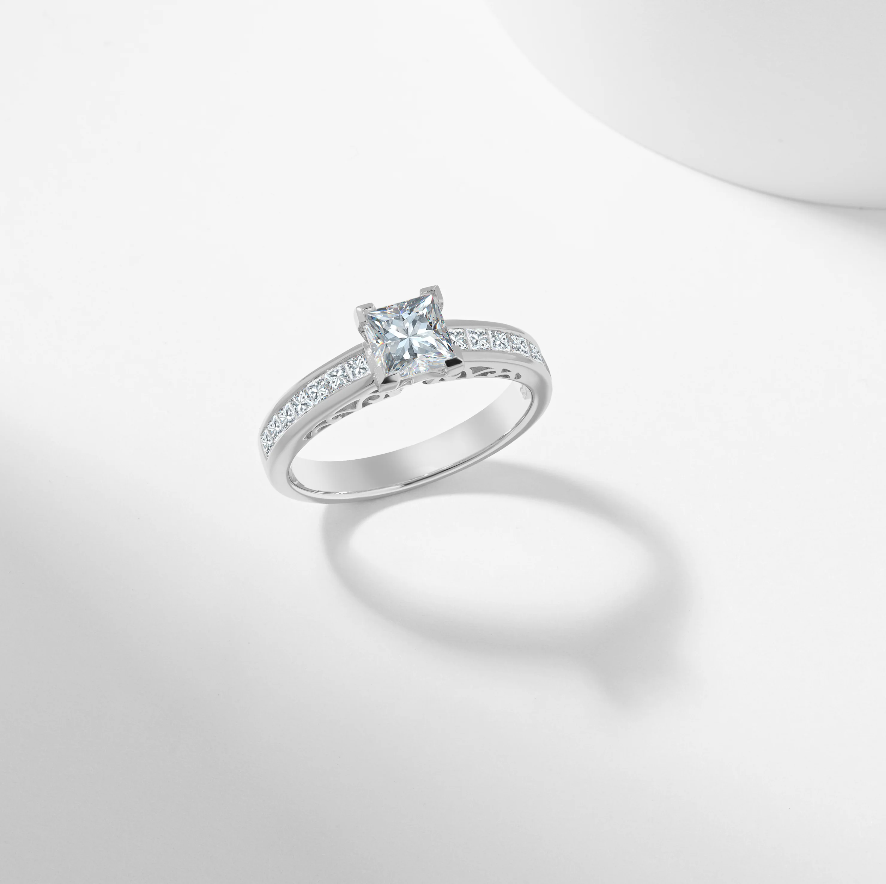Princess Cut Diamond Solitaire With Shoulder Accents Engagement Ring 1.5tdw - Image 6