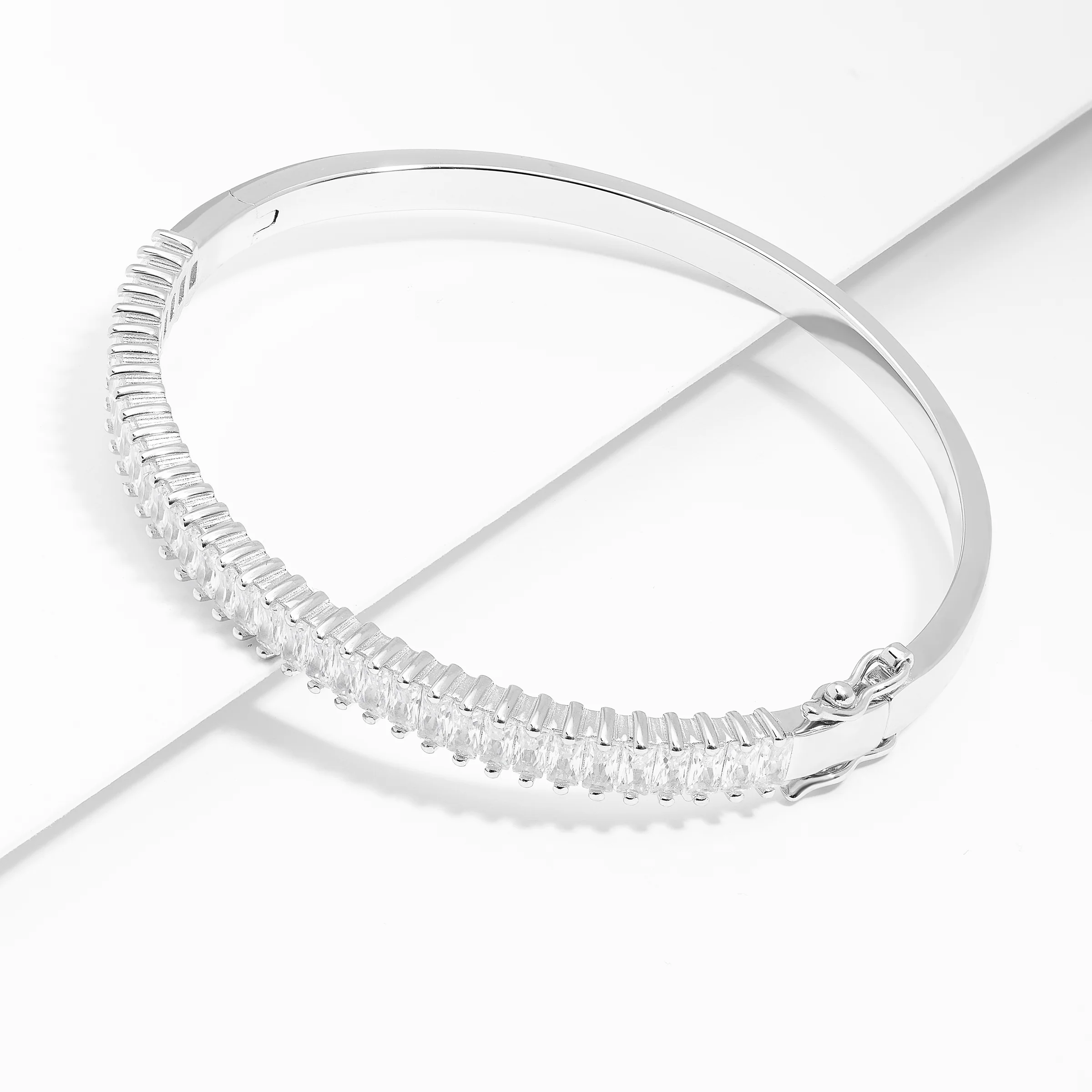 Sterling Silver Claw Set Baguette Zirconia Hinged Bangle 56mm - Image 2
