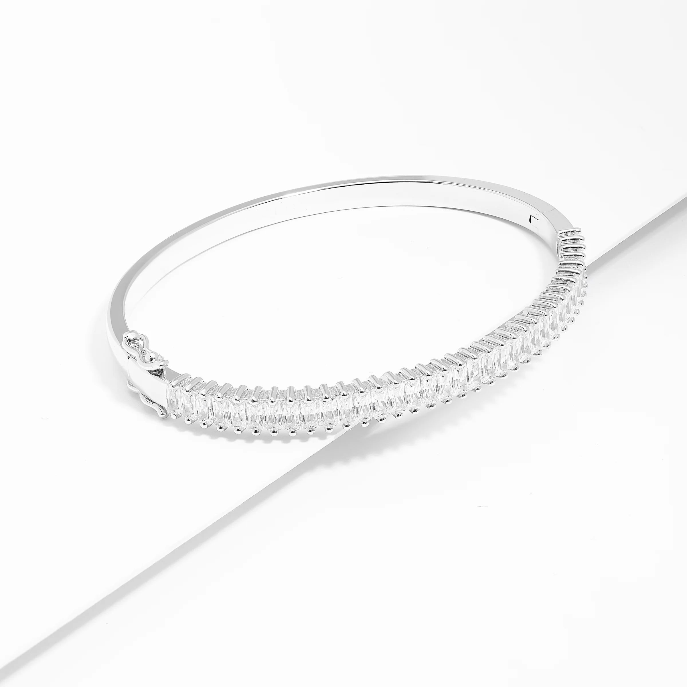 Sterling Silver Claw Set Baguette Zirconia Hinged Bangle 56mm - Image 3