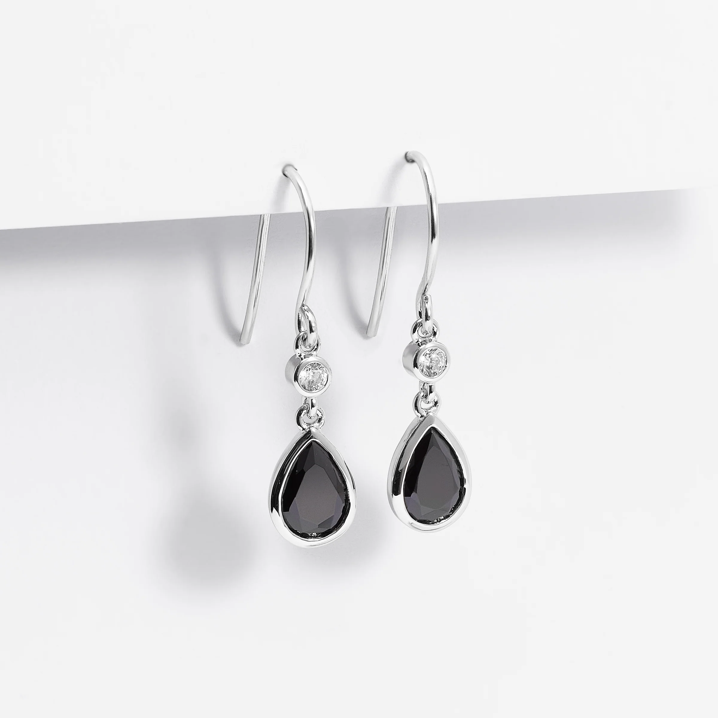 Sterling Silver Black Pear And Round Zirconia Bezel Shepherd Hook Earrings - Image 2