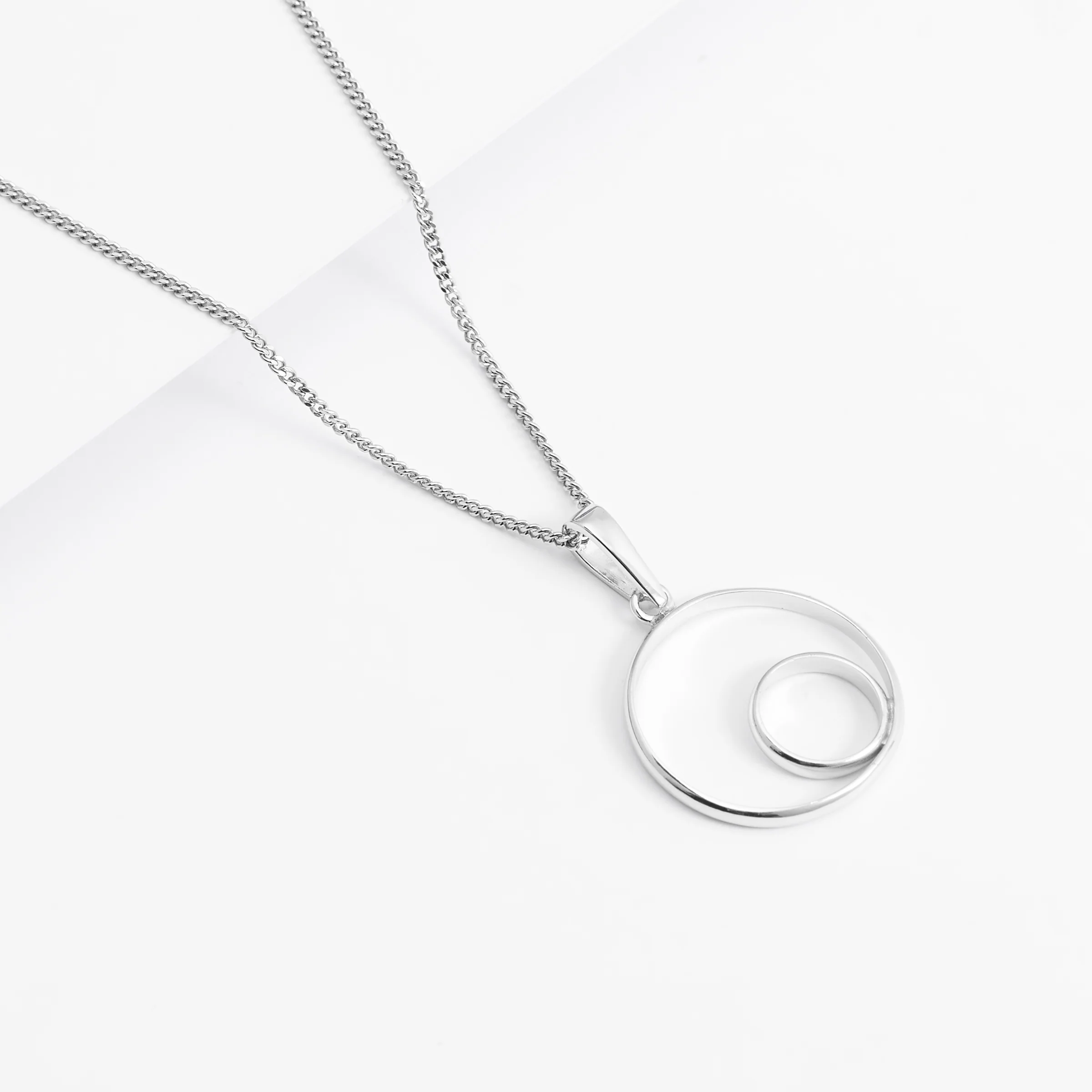 Sterling Silver Double Circle Pendant 14mm - Image 3
