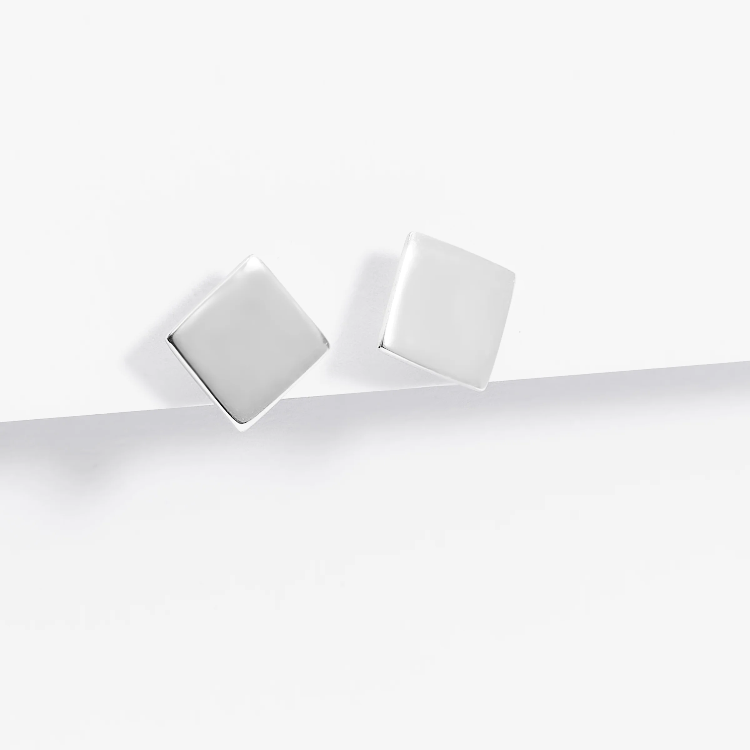 Sterling Silver Flat Square Disc Stud Earrings 7mm - Image 2