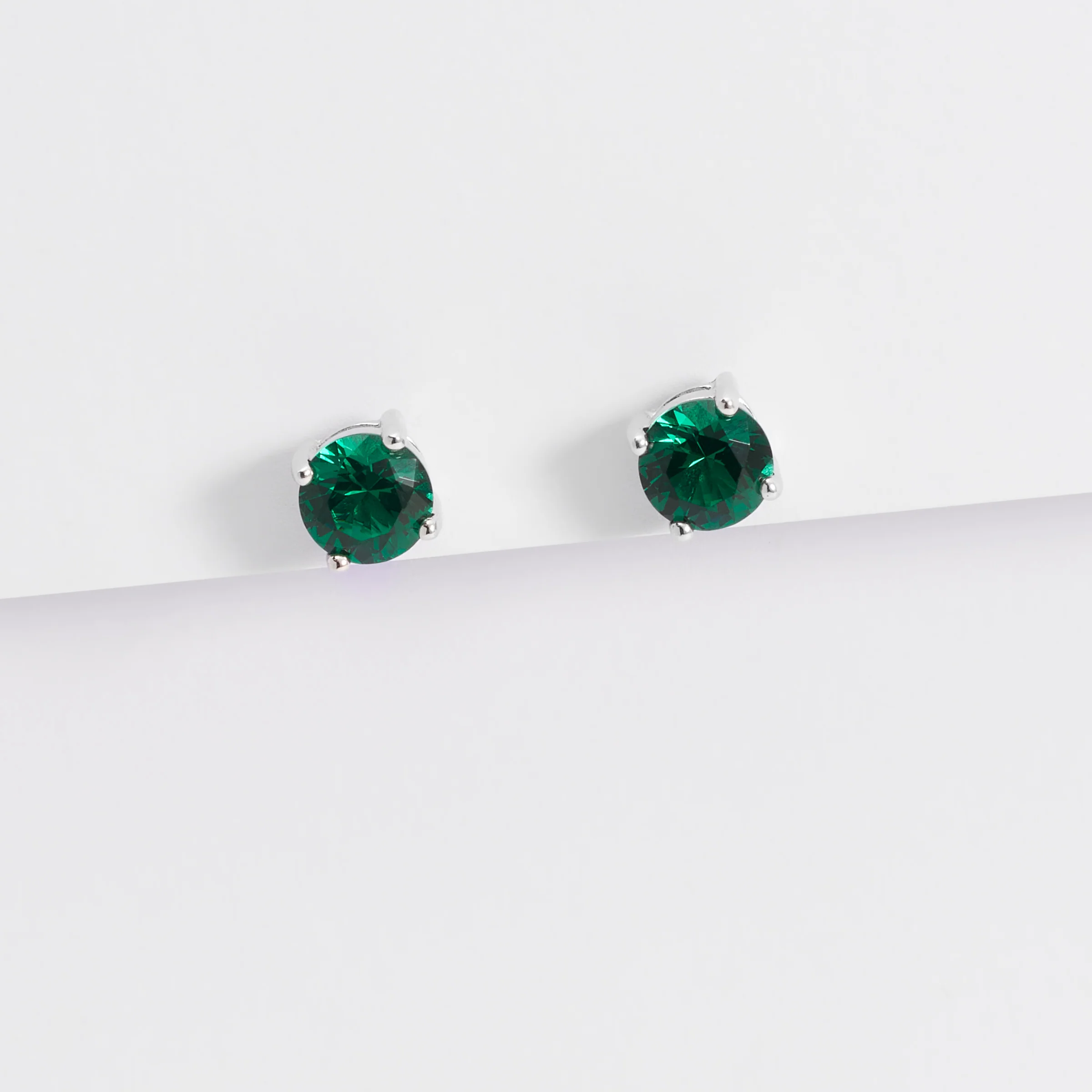 Sterling Silver Green Zirconia Round Stud Earrings 6mm - Image 3