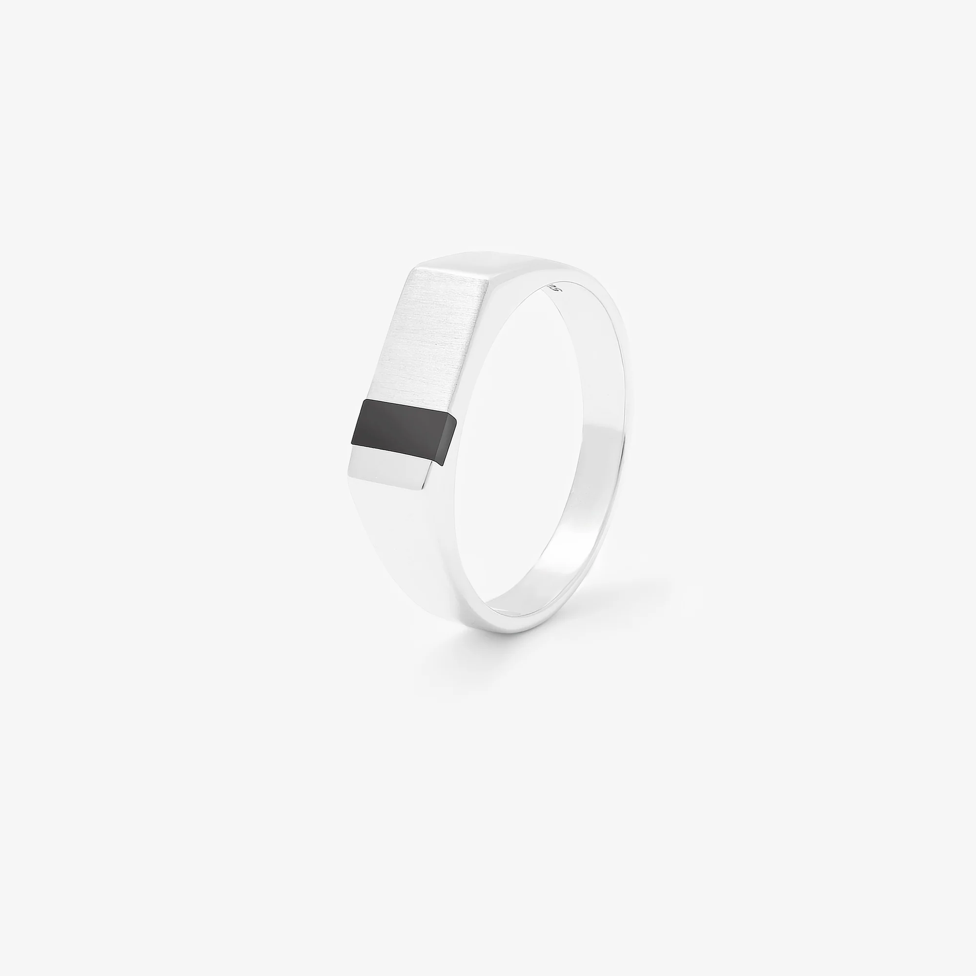 Sterling Silver Onyx Inlay Flat top Ring - Image 3