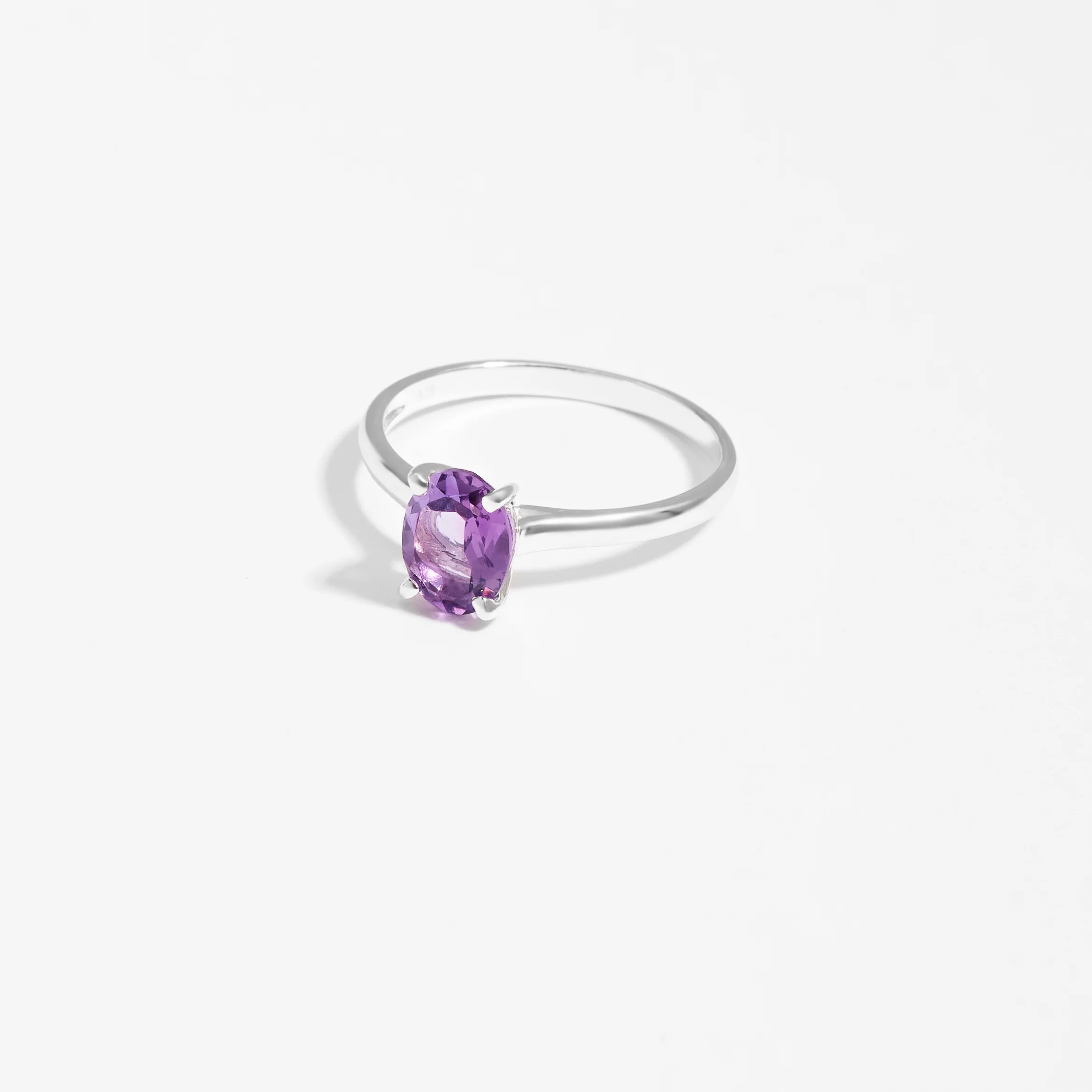 Sterling Silver Oval Amethyst February Birthstone Ring - Image 2