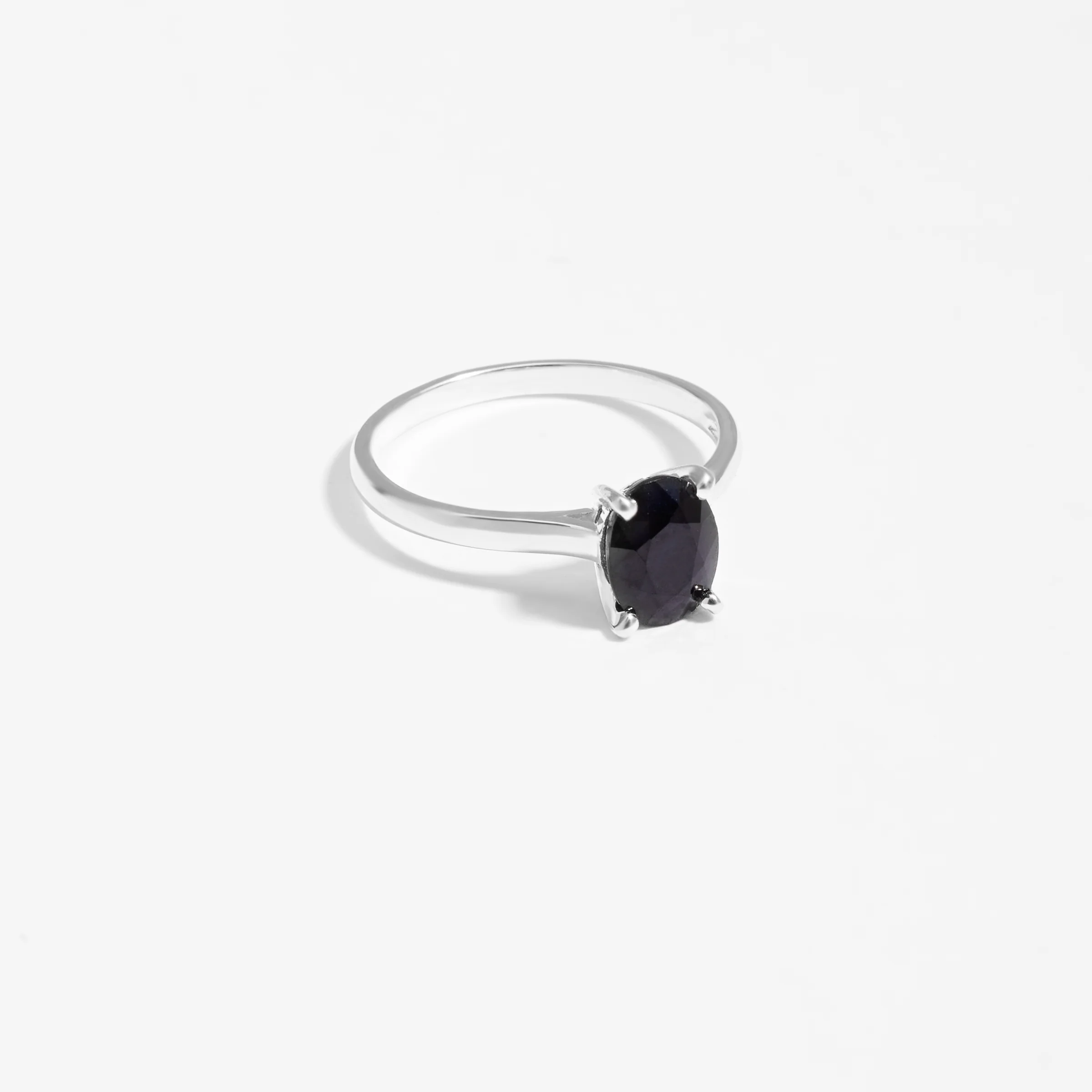Sterling Silver Oval Black Sapphire September Birthstone Ring - Image 2