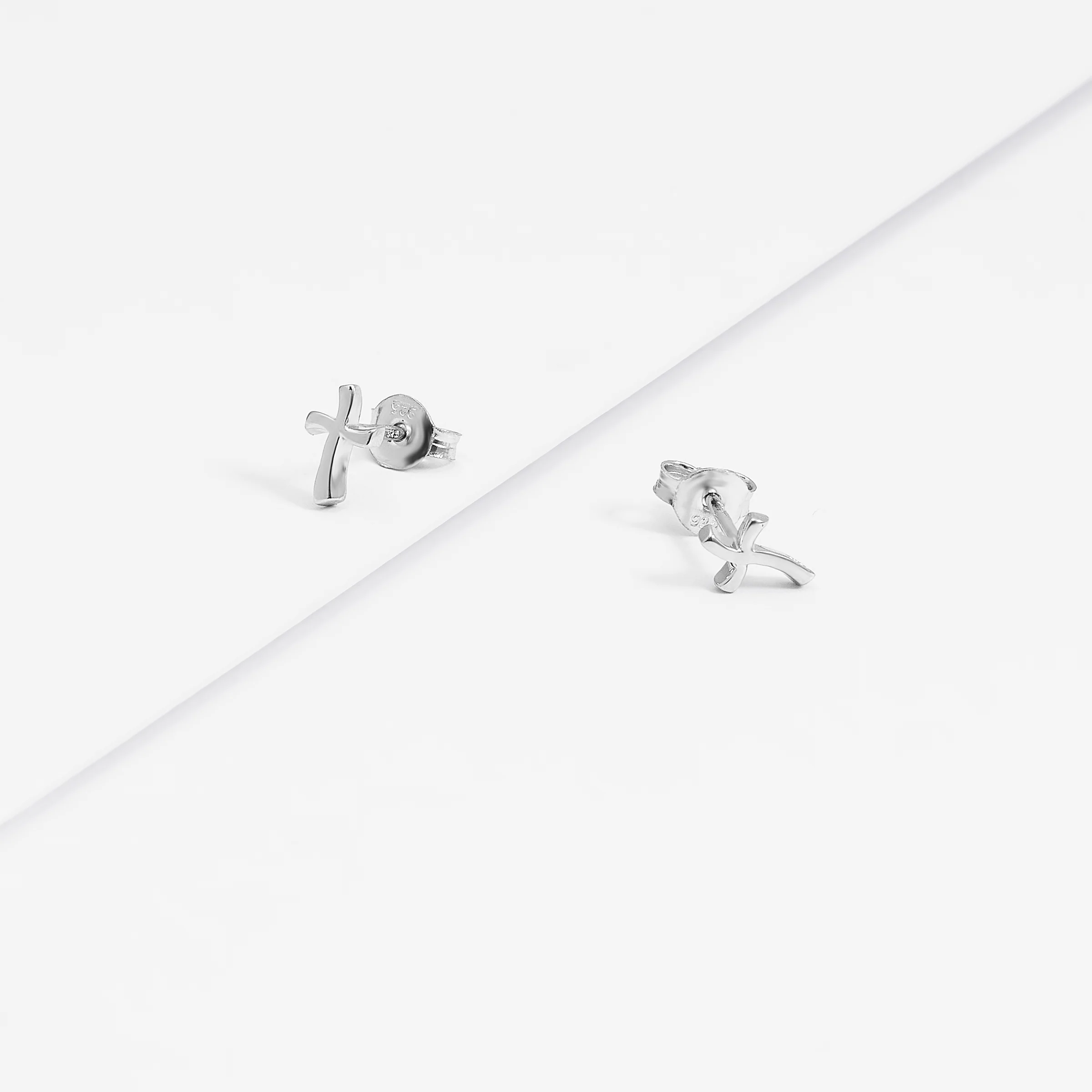 Sterling Silver Plain Wavy Cross Stud Earrings - Image 3