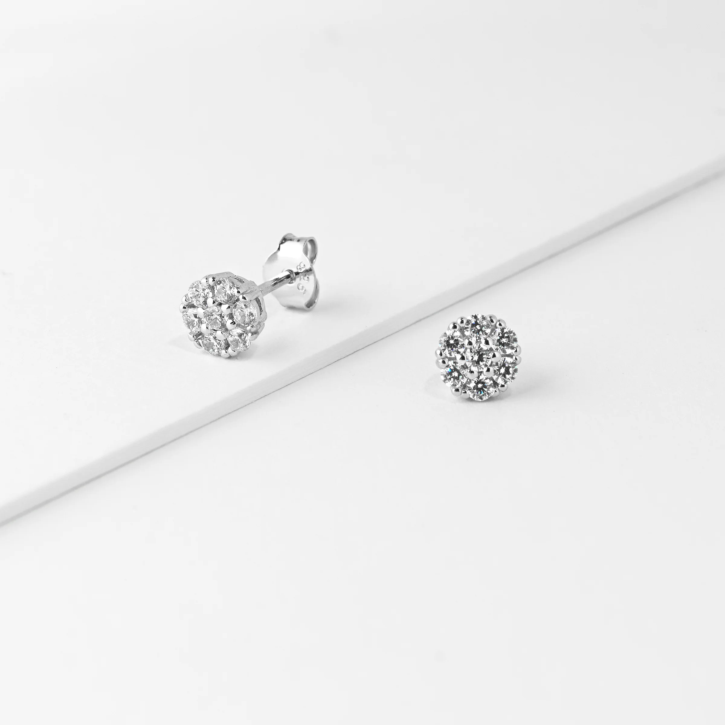 Sterling Silver Zirconia Cluster Crown Set Stud Earrings 6mm - Image 2