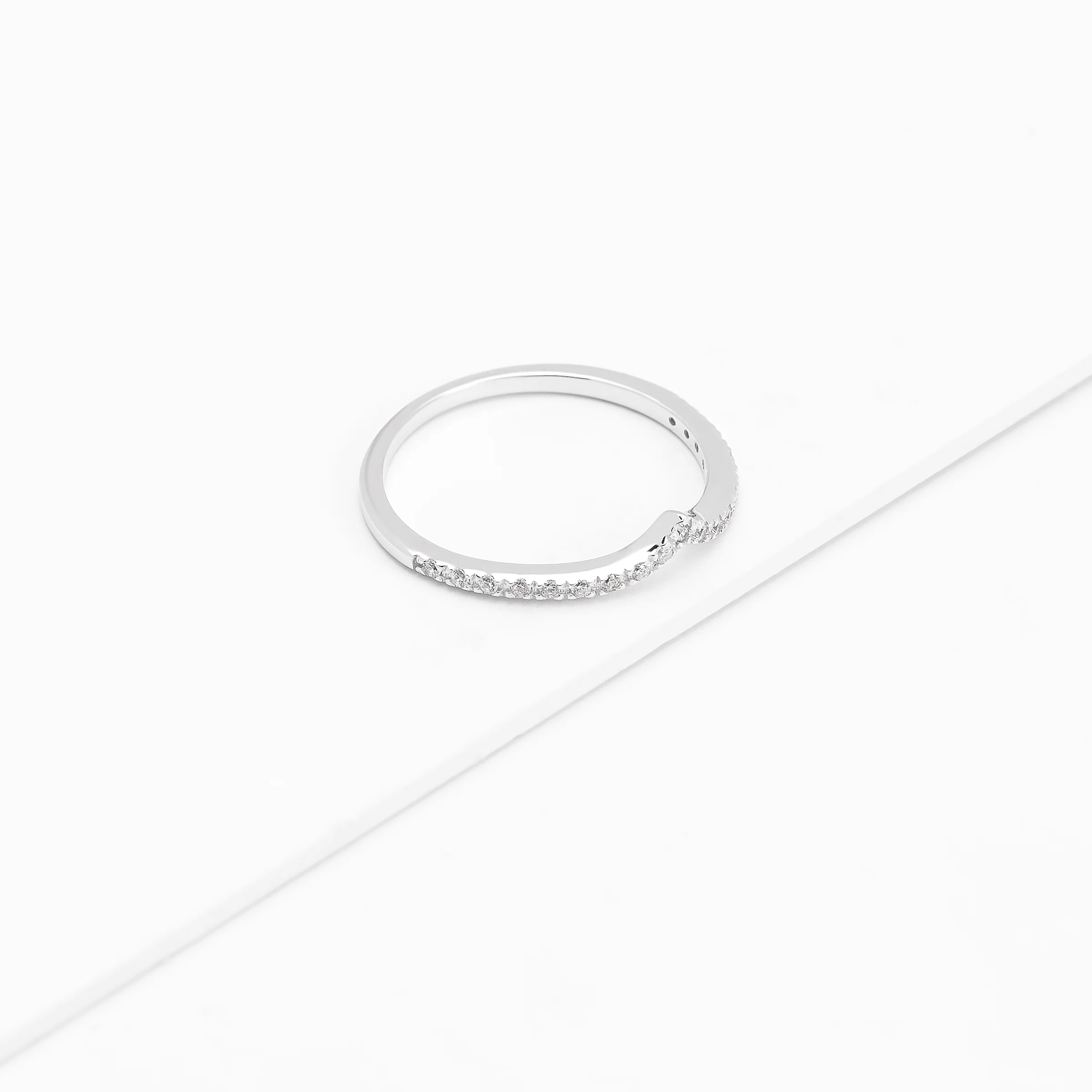 Sterling Silver Zirconia V Tiara Ring - Image 3